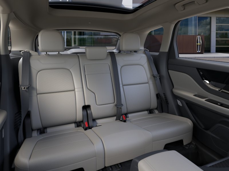 2026 Lincoln Corsair Premiere - Photo 11