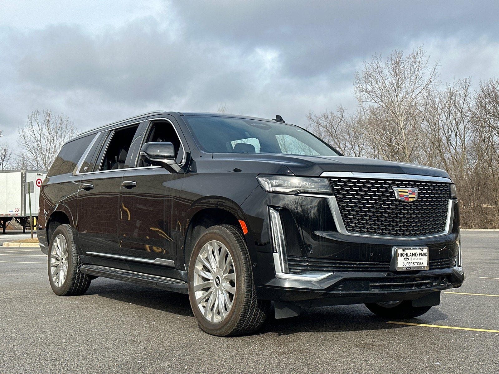 Used 2023 Cadillac Escalade ESV Premium Luxury with VIN 1GYS4KKLXPR268523 for sale in Highland Park, IL