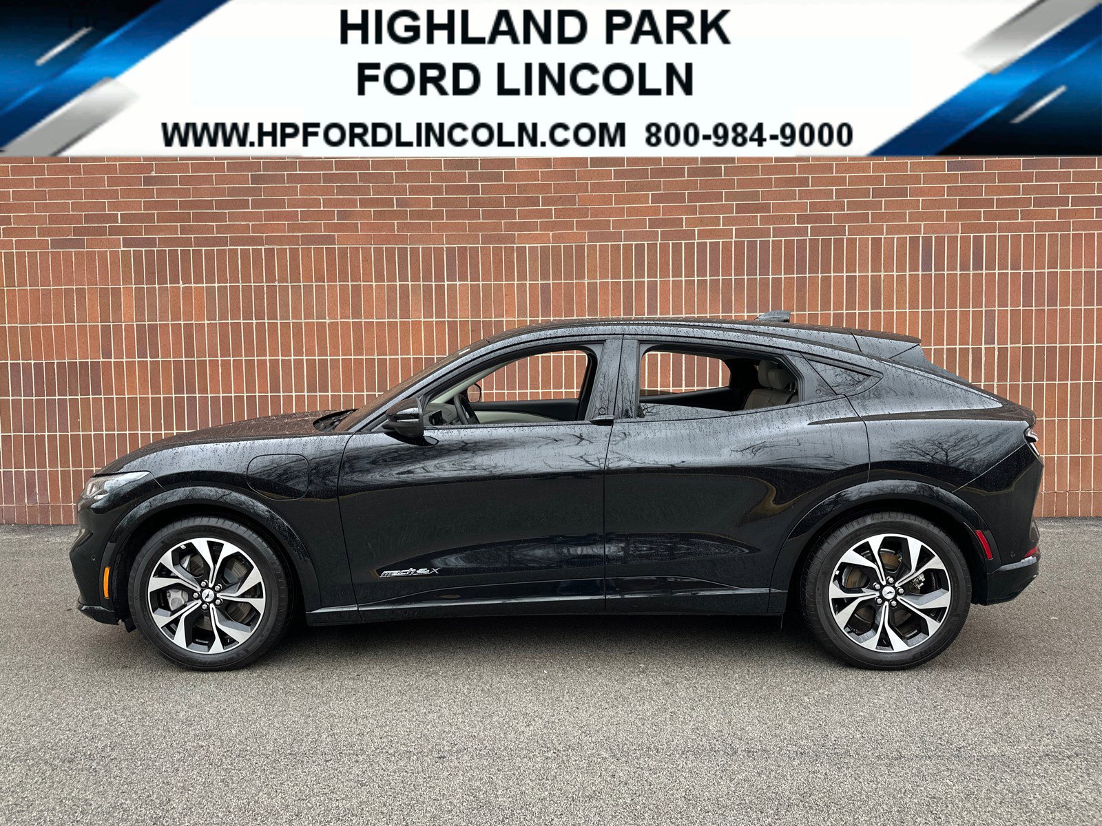 2023 Ford Mustang Mach-E Premium AWD