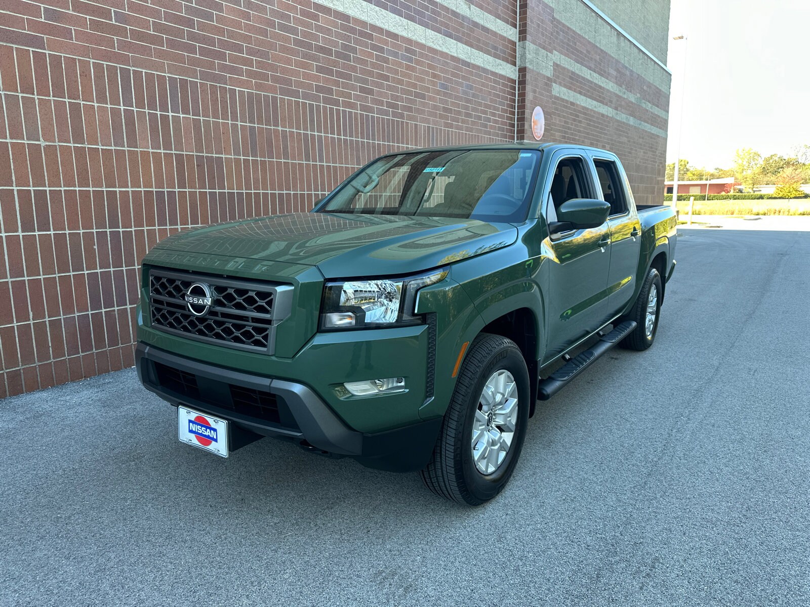 2023 Nissan Frontier SV photo 4