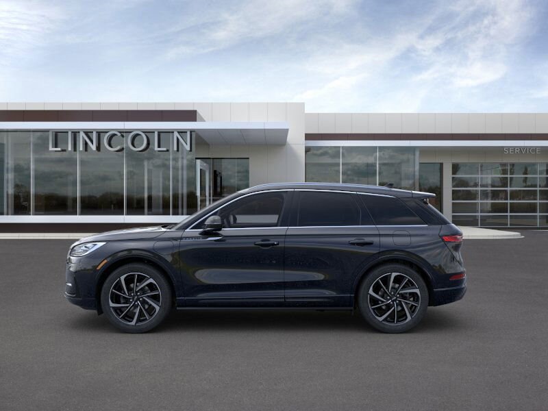 2024 Lincoln Corsair Grand Touring photo 3