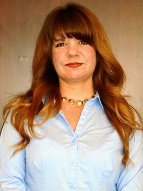 Staff member Jennifer McDowell from 9e47d2a26711