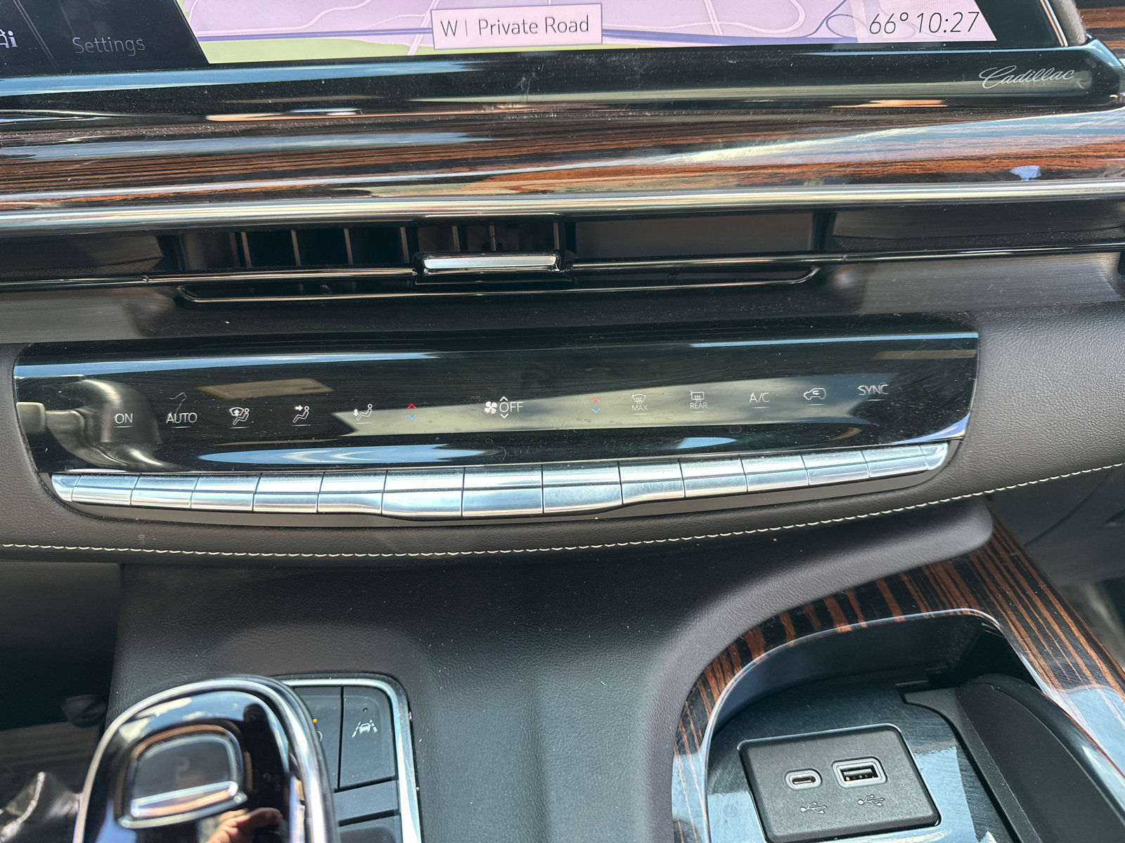 2023 Cadillac Escalade ESV Premium Luxury - Photo 23