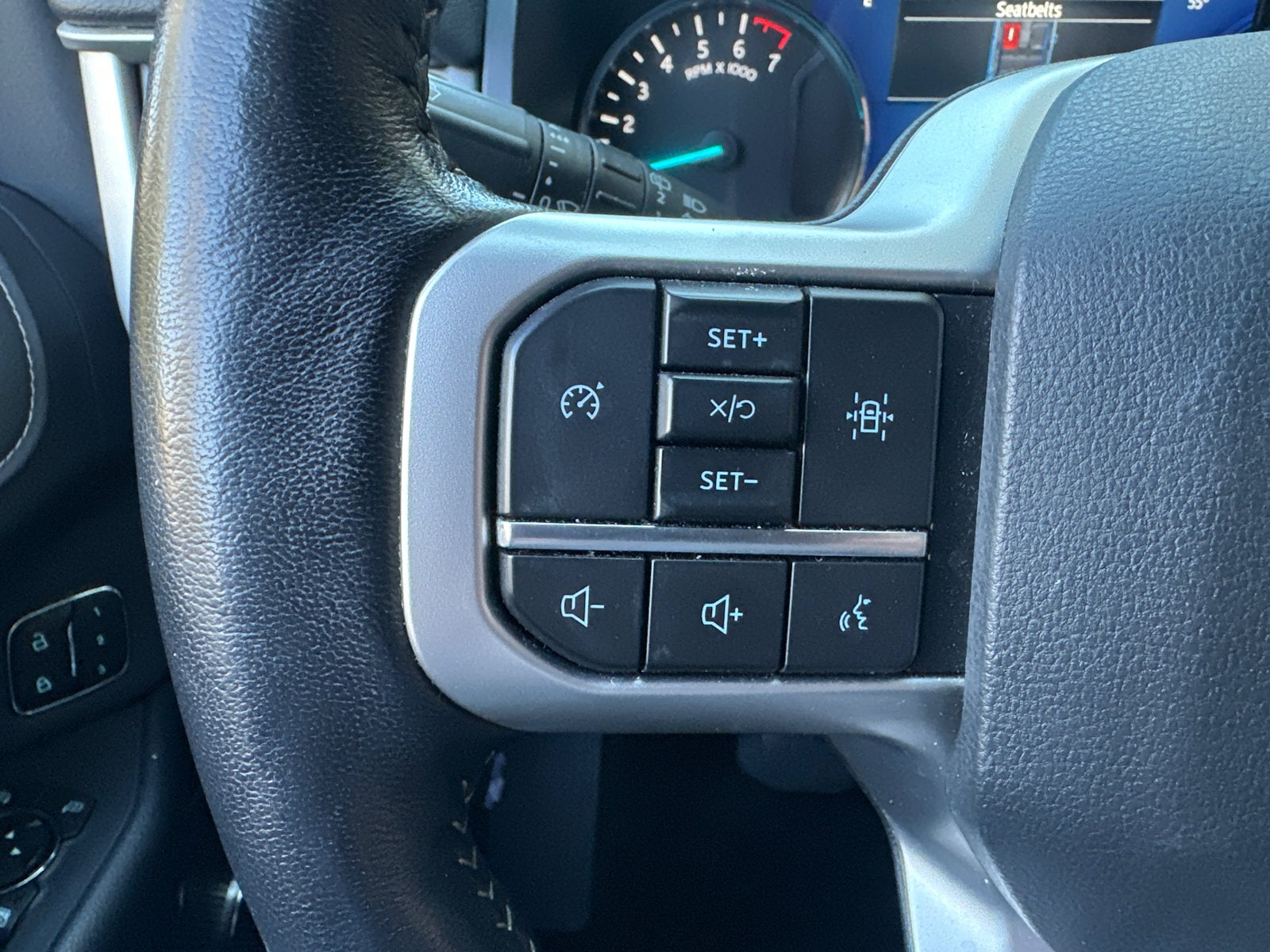 2023 Ford Expedition XLT - Photo 18