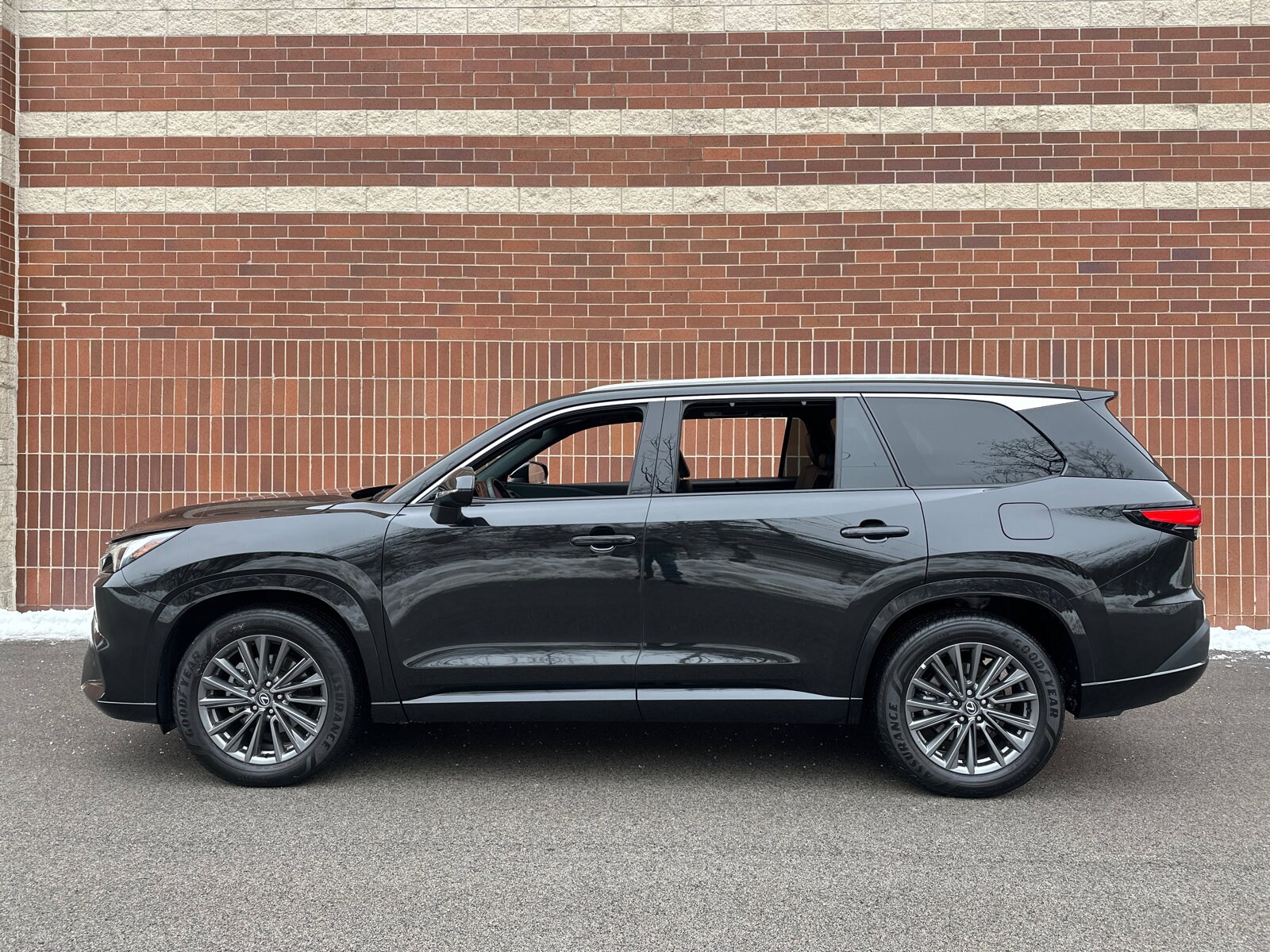 2024 Lexus TX 350 Premium photo 2