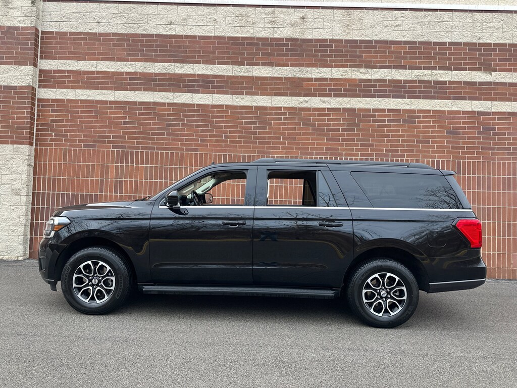 Used 2024 Ford Expedition Max XLT SUV