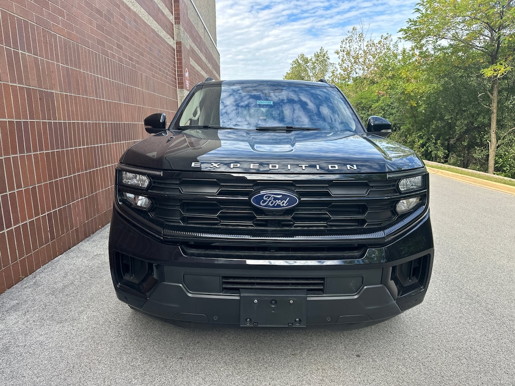 Used 2025 Ford Expedition Max Active SUV