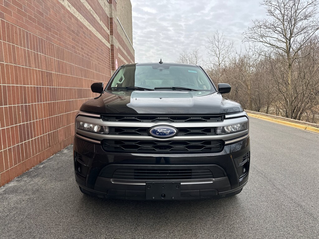 Used 2024 Ford Expedition Max XLT SUV