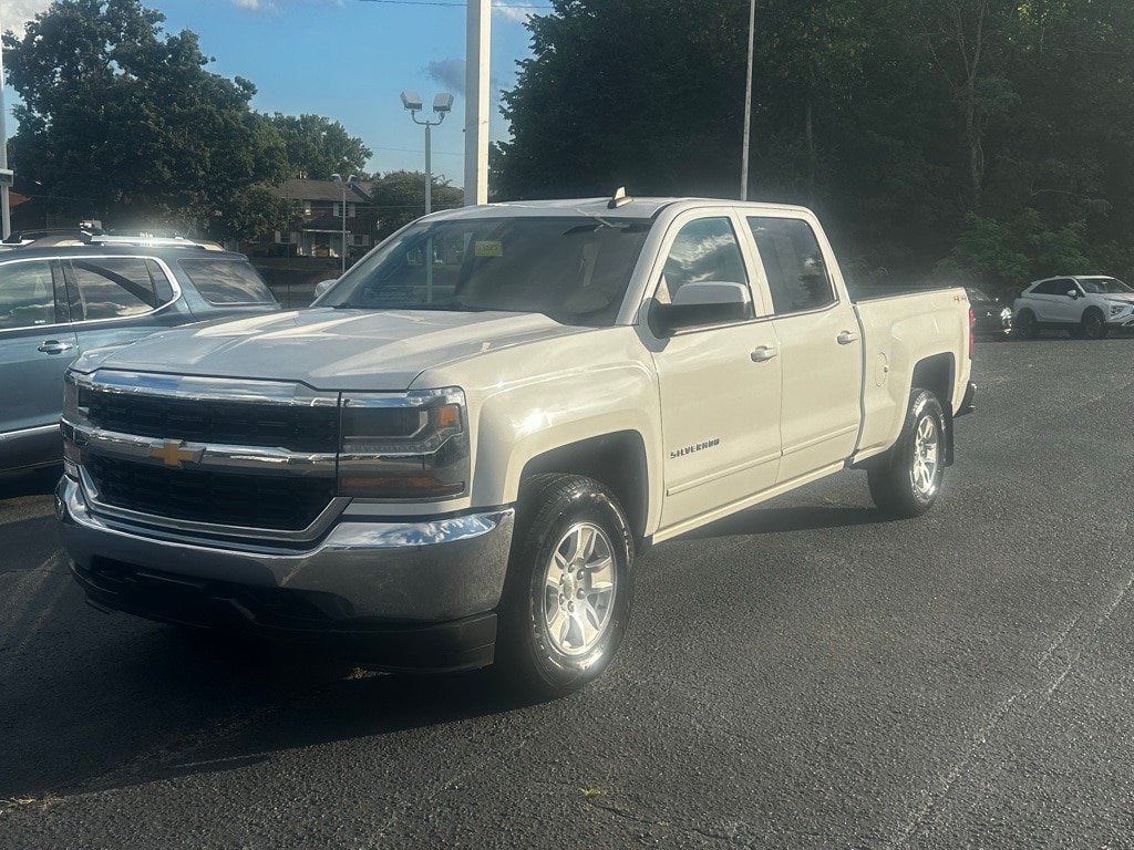 Used 2016 Chevrolet Silverado 1500 LT with VIN 3GCUKREC2GG232155 for sale in High Point, NC