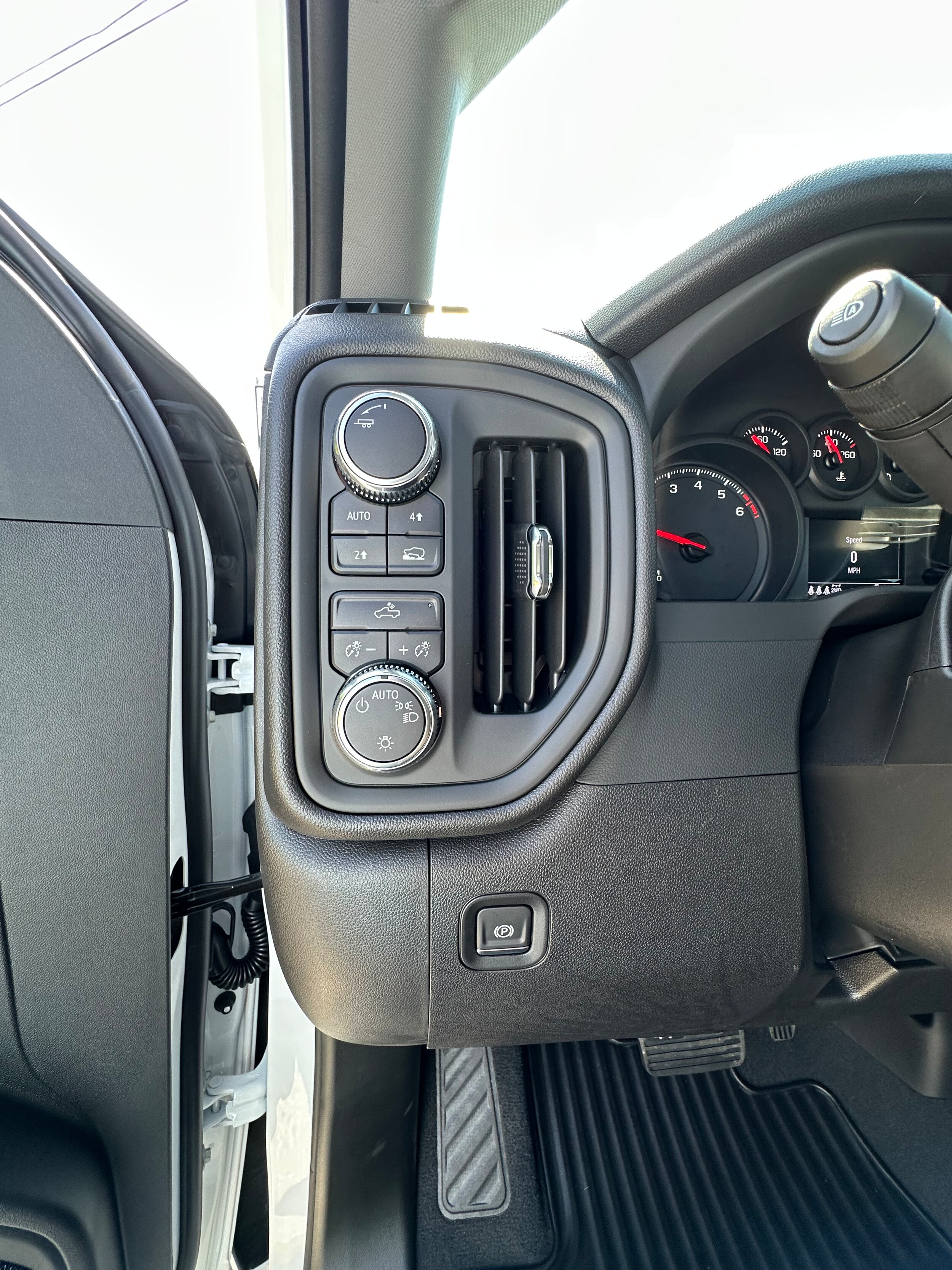 2026 GMC Sierra 1500 Pro - Photo 10