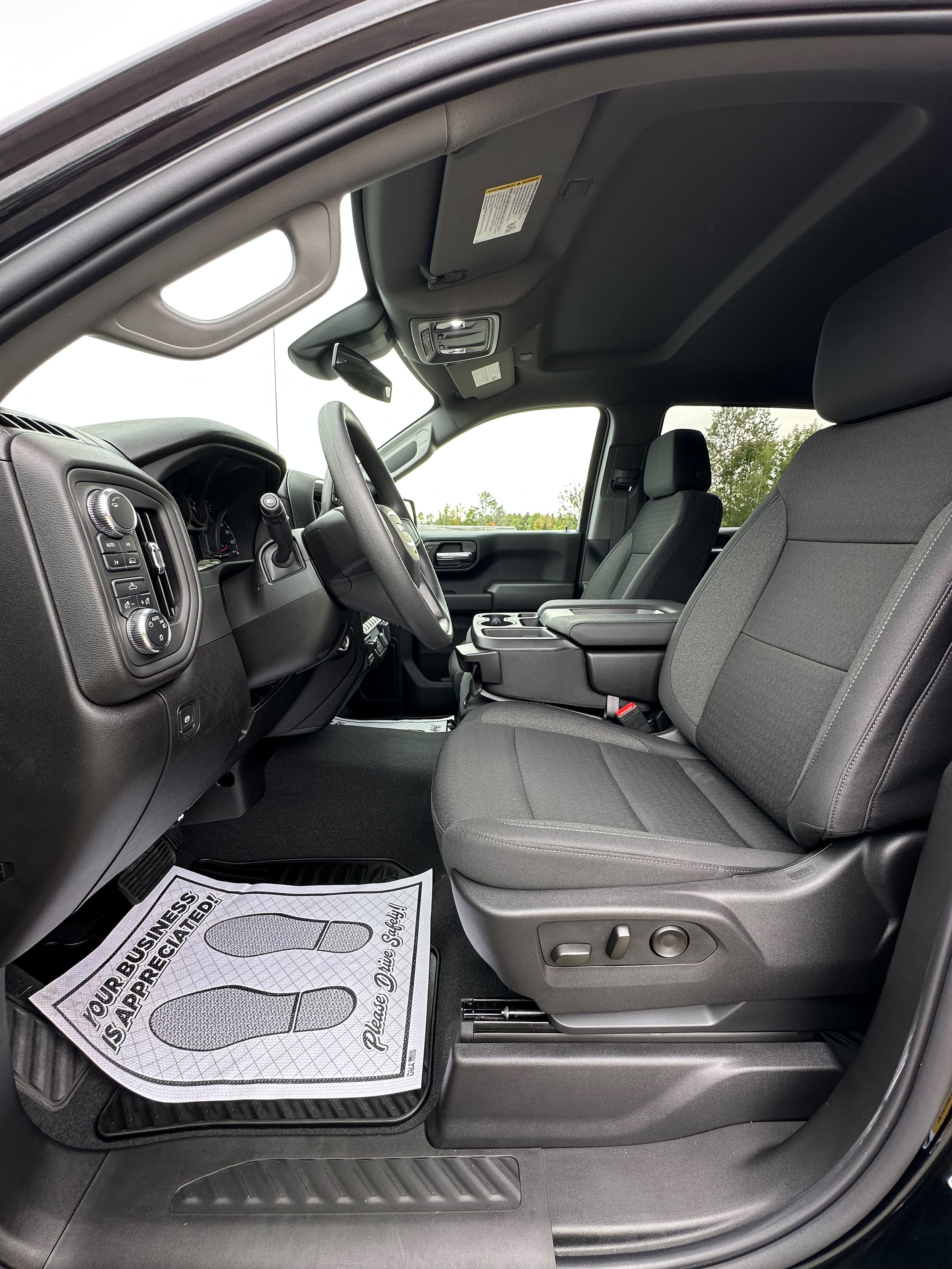 2026 GMC Sierra 1500 Pro - Photo 9