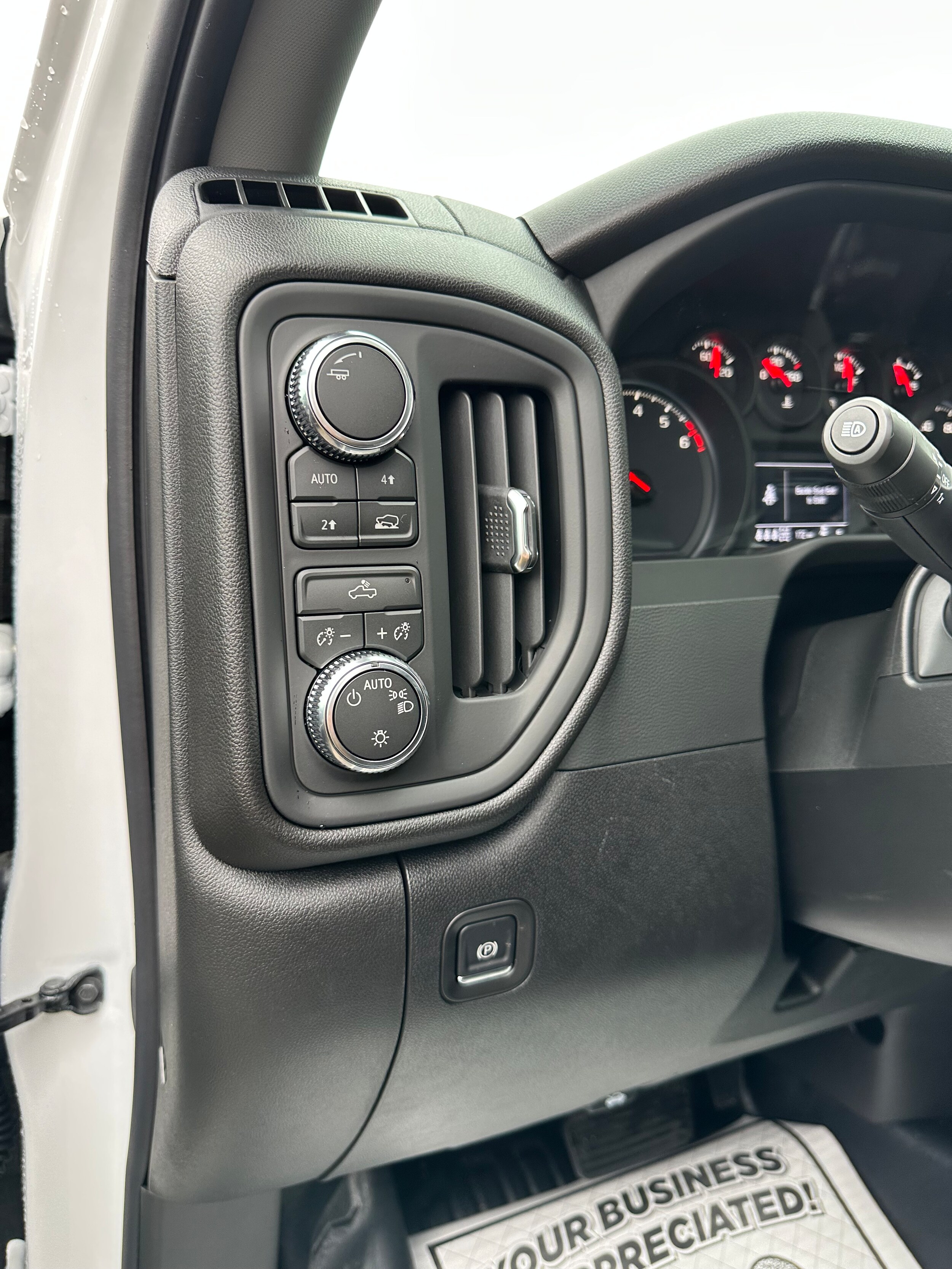 2026 GMC Sierra 1500 Pro - Photo 9