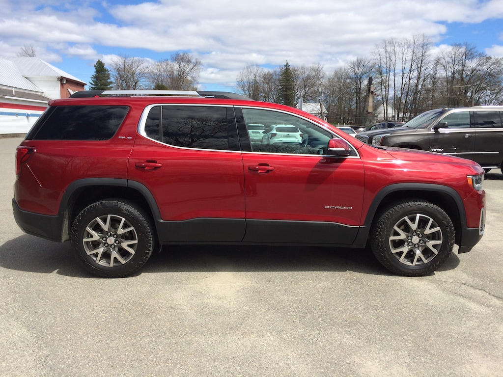 Used 2023 GMC Acadia SLE SUV