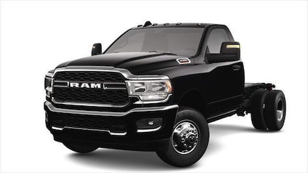 2024 Ram 3500 Chassis Cab 3500 TRADESMAN CHASSIS REGULAR CAB 4X4 60' CA Pickup