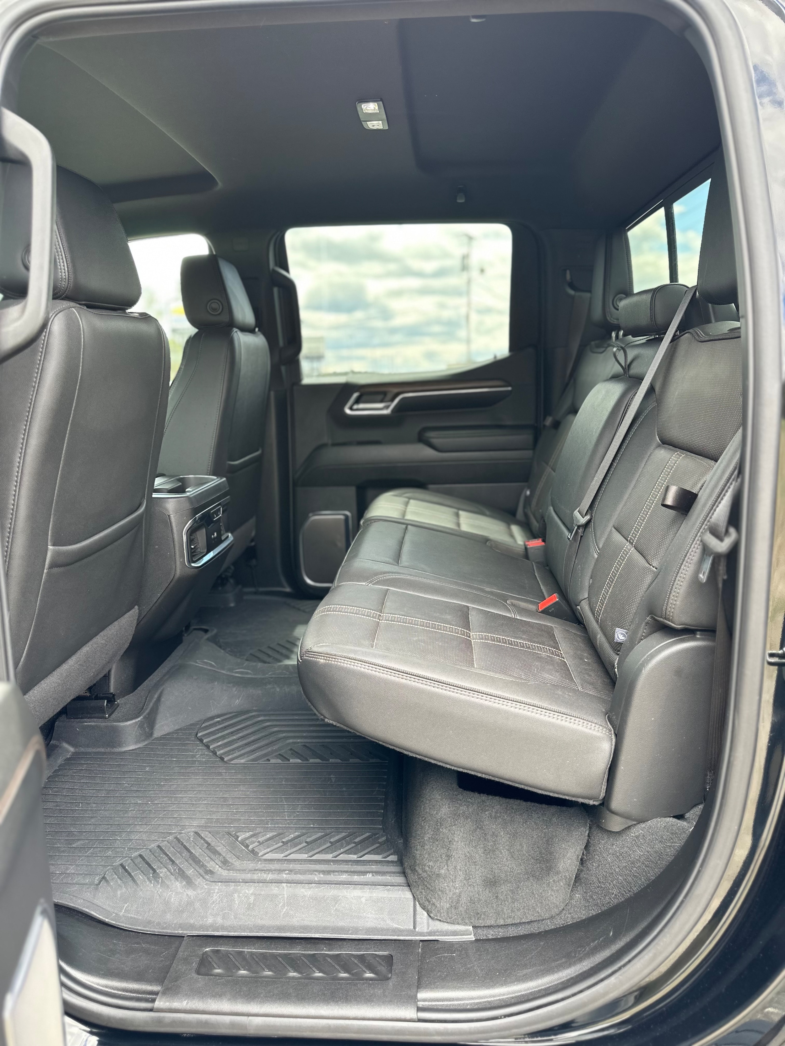 2024 Chevrolet Silverado 1500 High Country - Photo 13