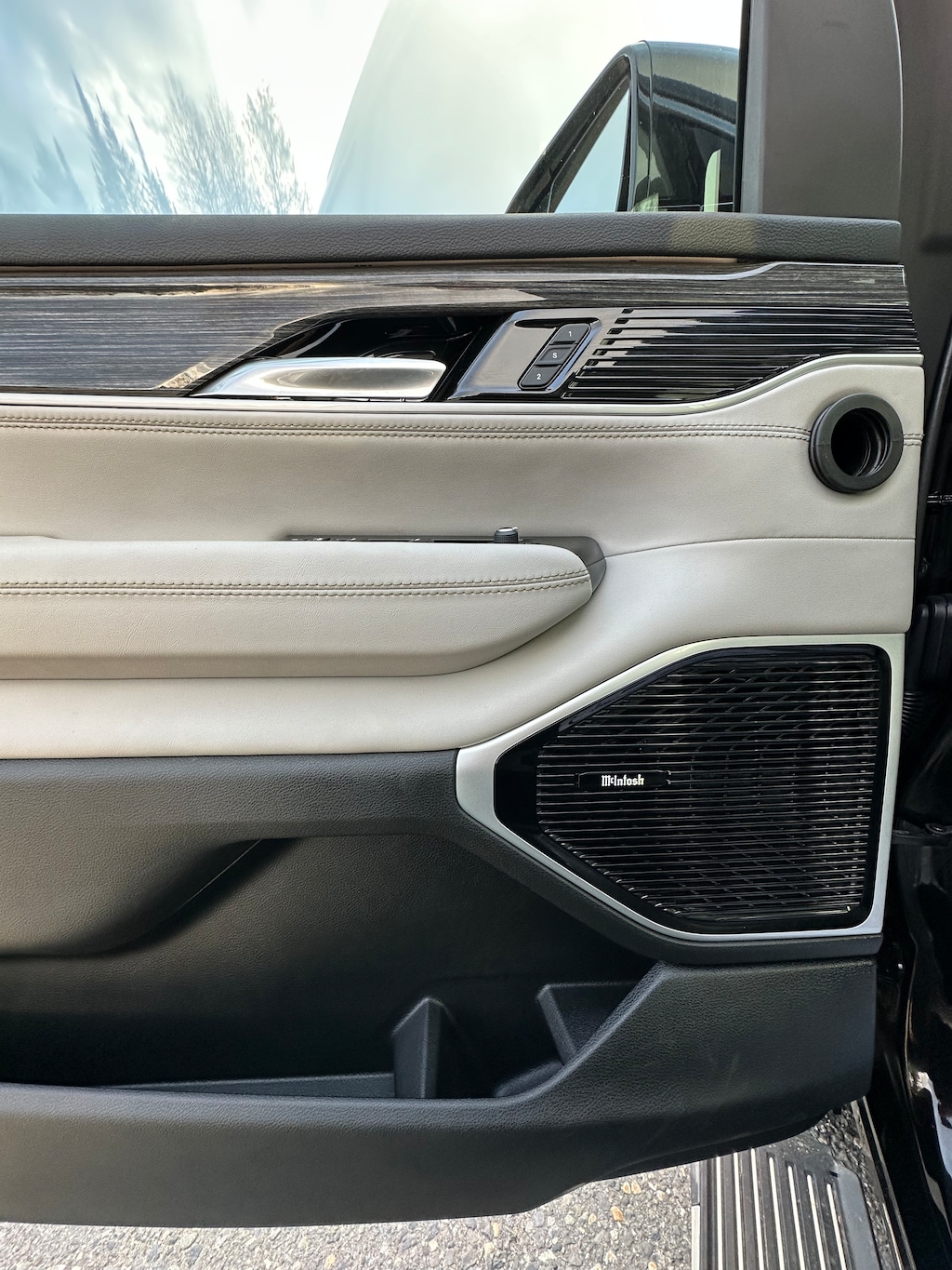 Used 2022 Jeep Wagoneer Series III Sport Utility