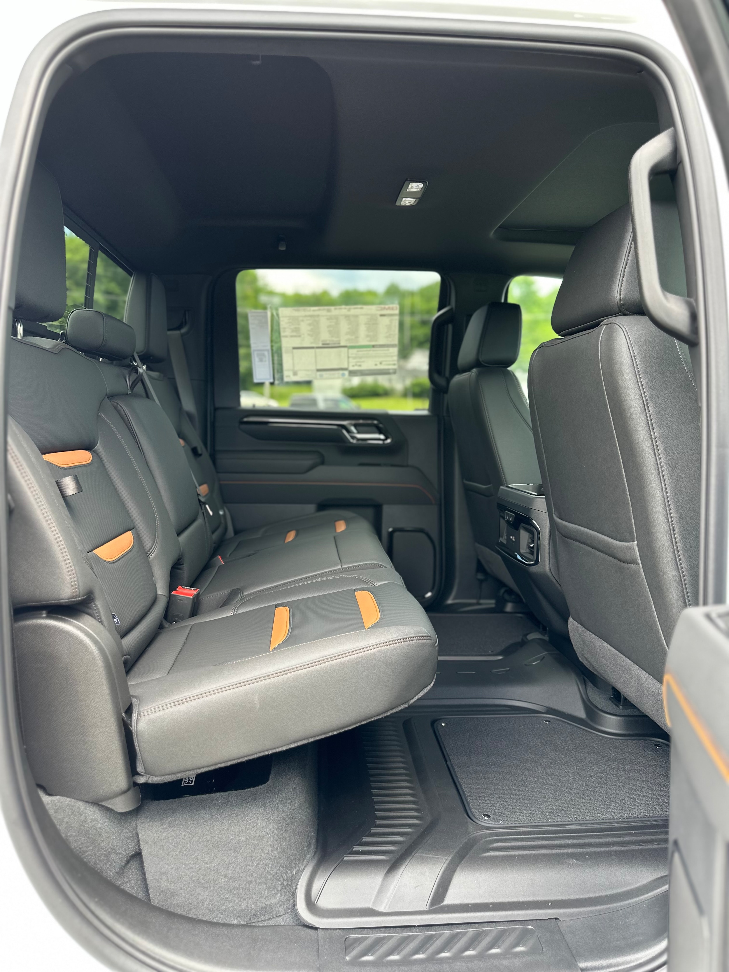 2026 GMC Sierra 2500HD AT4 - Photo 15