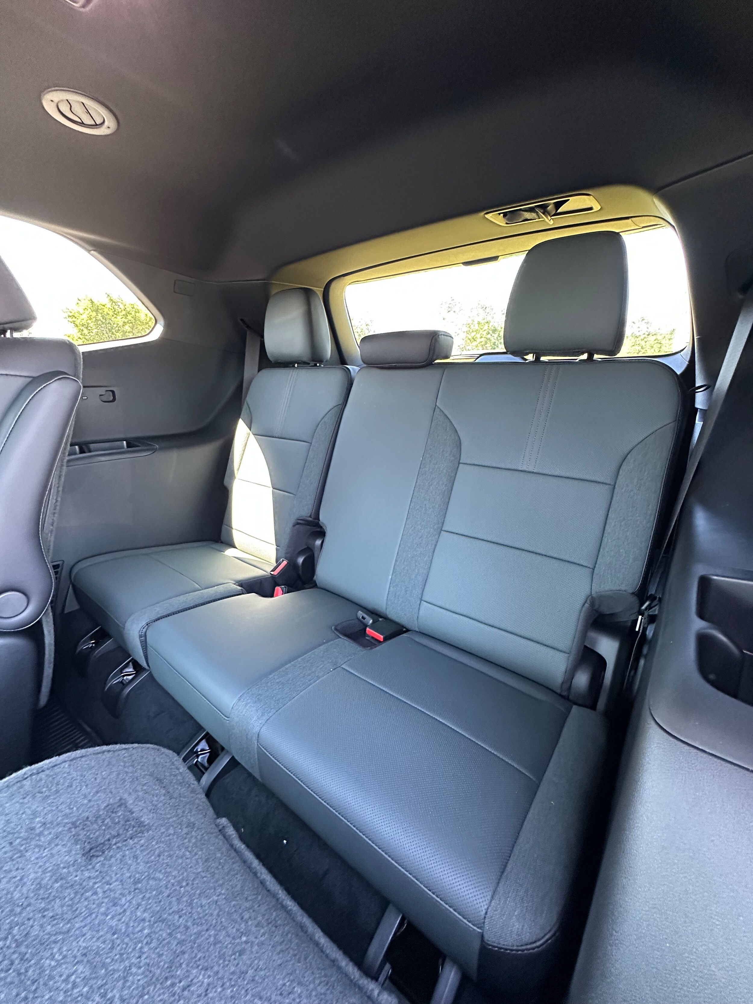 2026 GMC Acadia AT4 - Photo 25