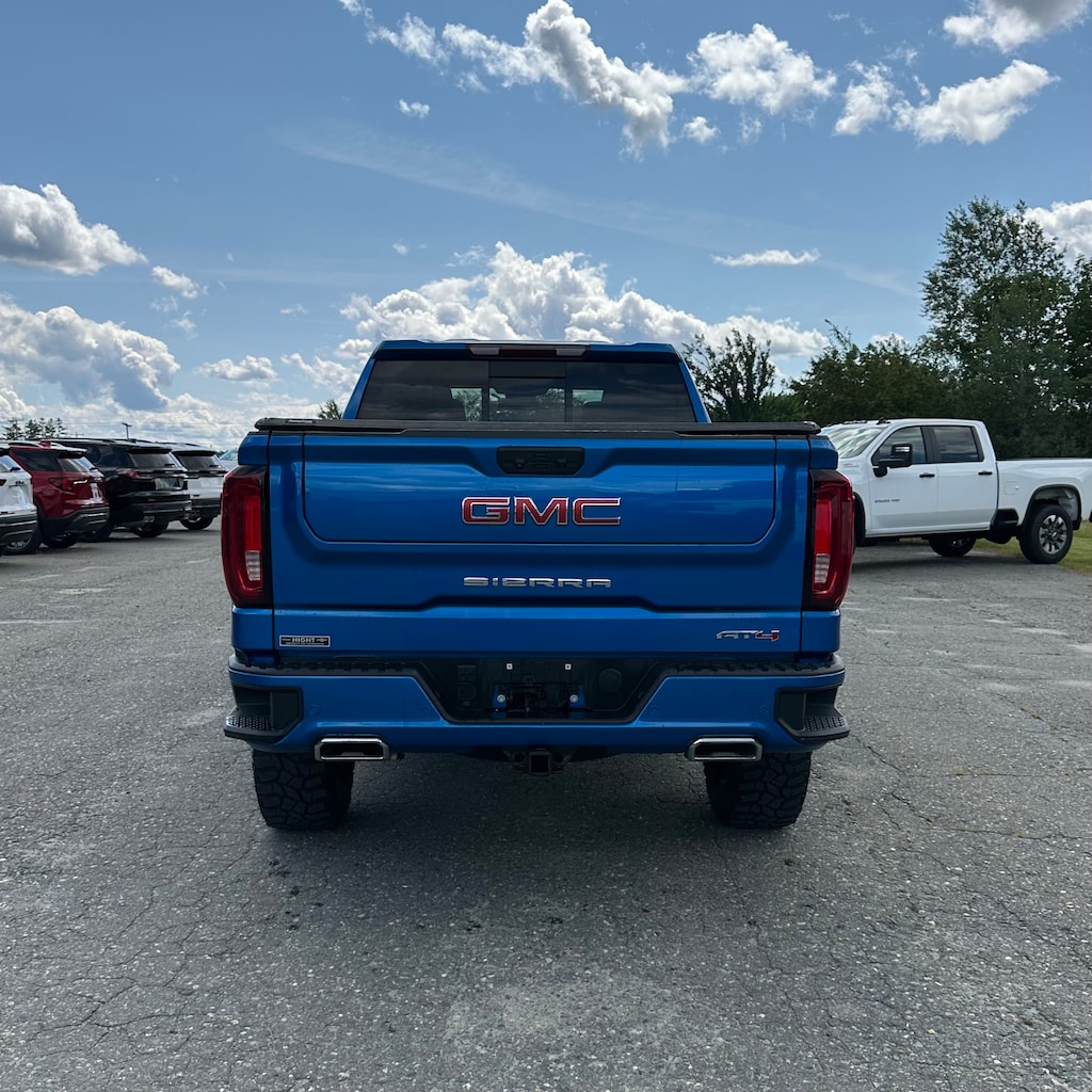 Used 2023 GMC Sierra 1500 AT4 Truck