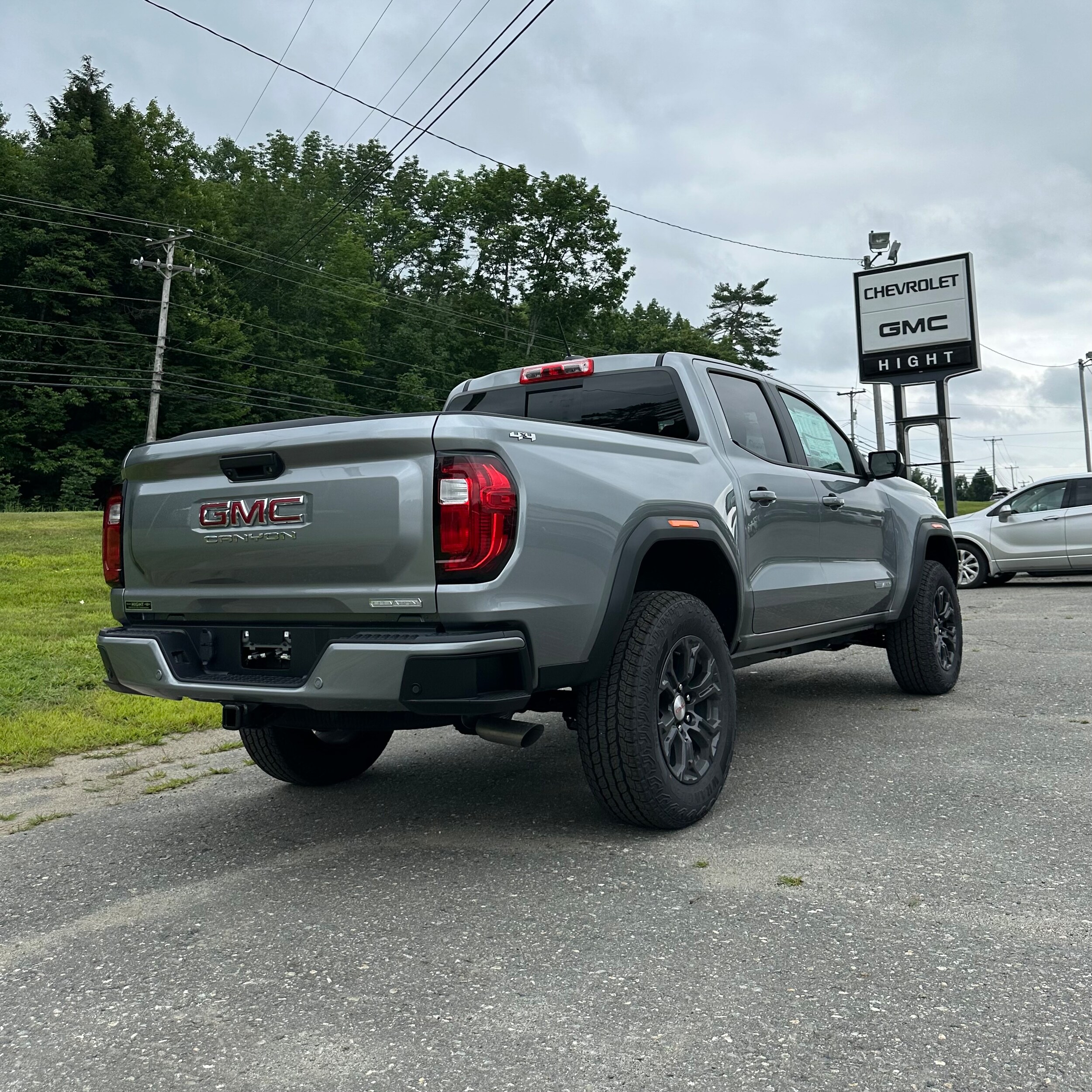 2024 Gmc Canyon Elevation photo 2