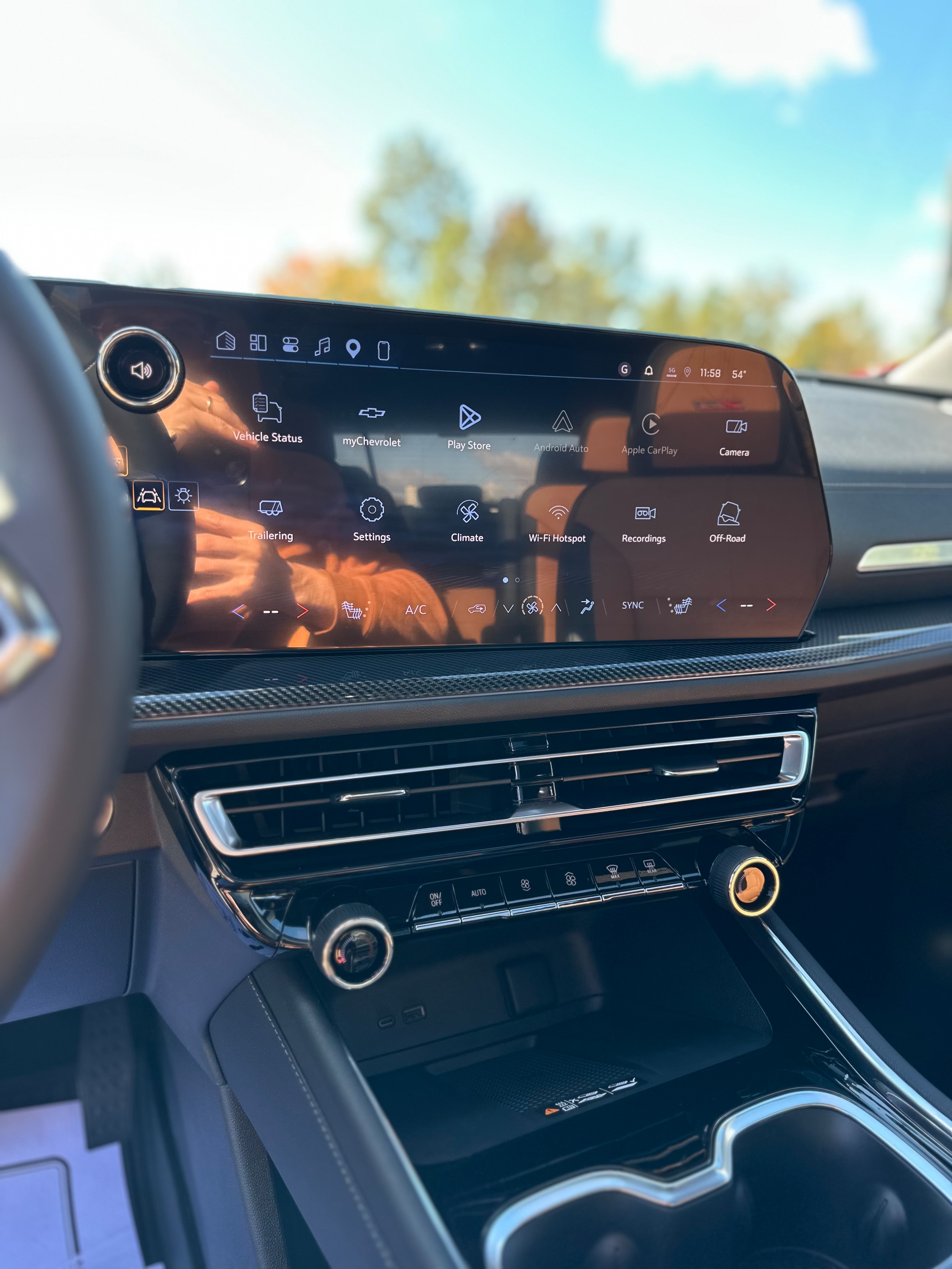 2027 Chevrolet Traverse Z71 - Photo 17