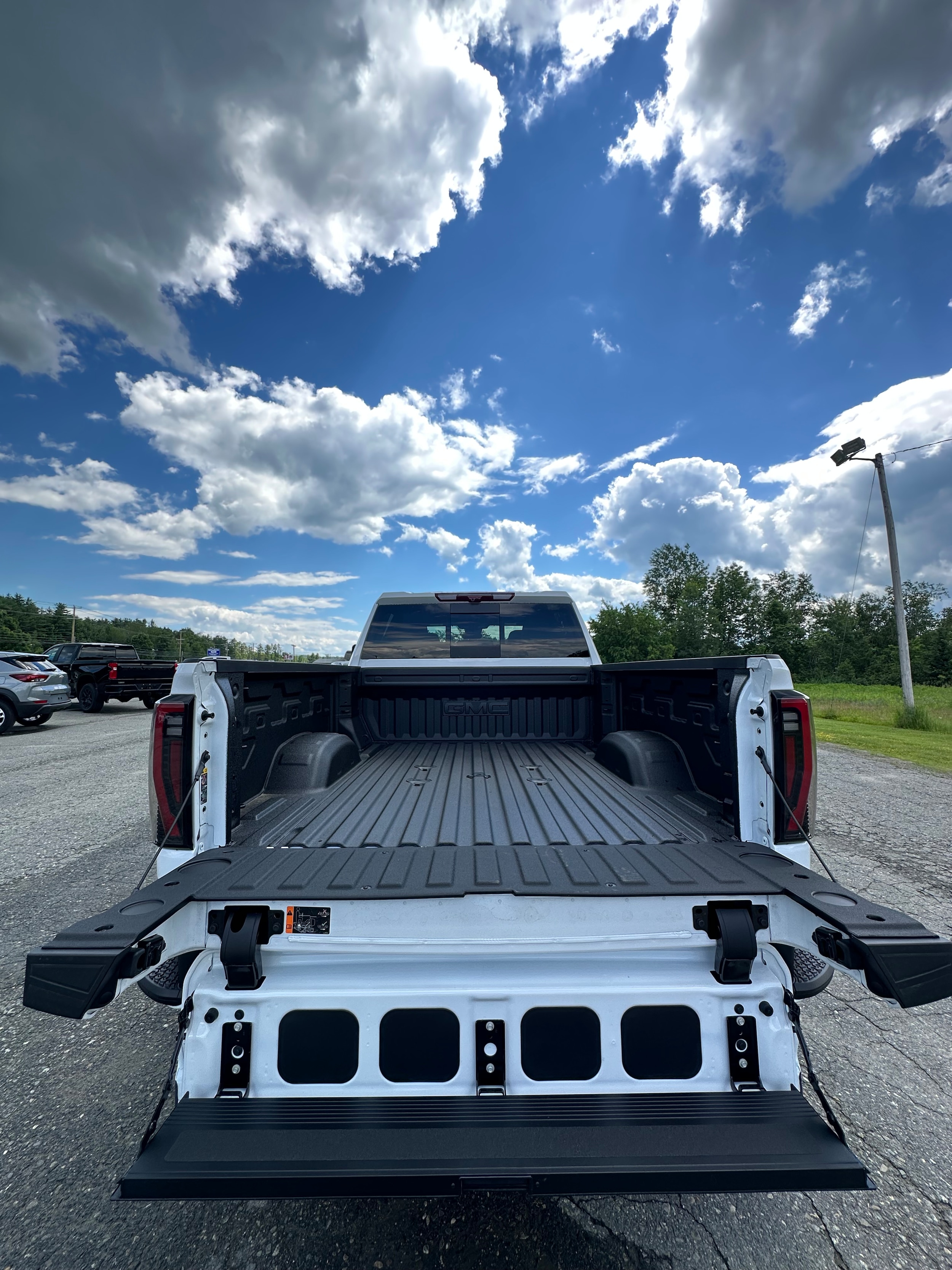 2026 GMC Sierra 2500HD AT4 - Photo 27