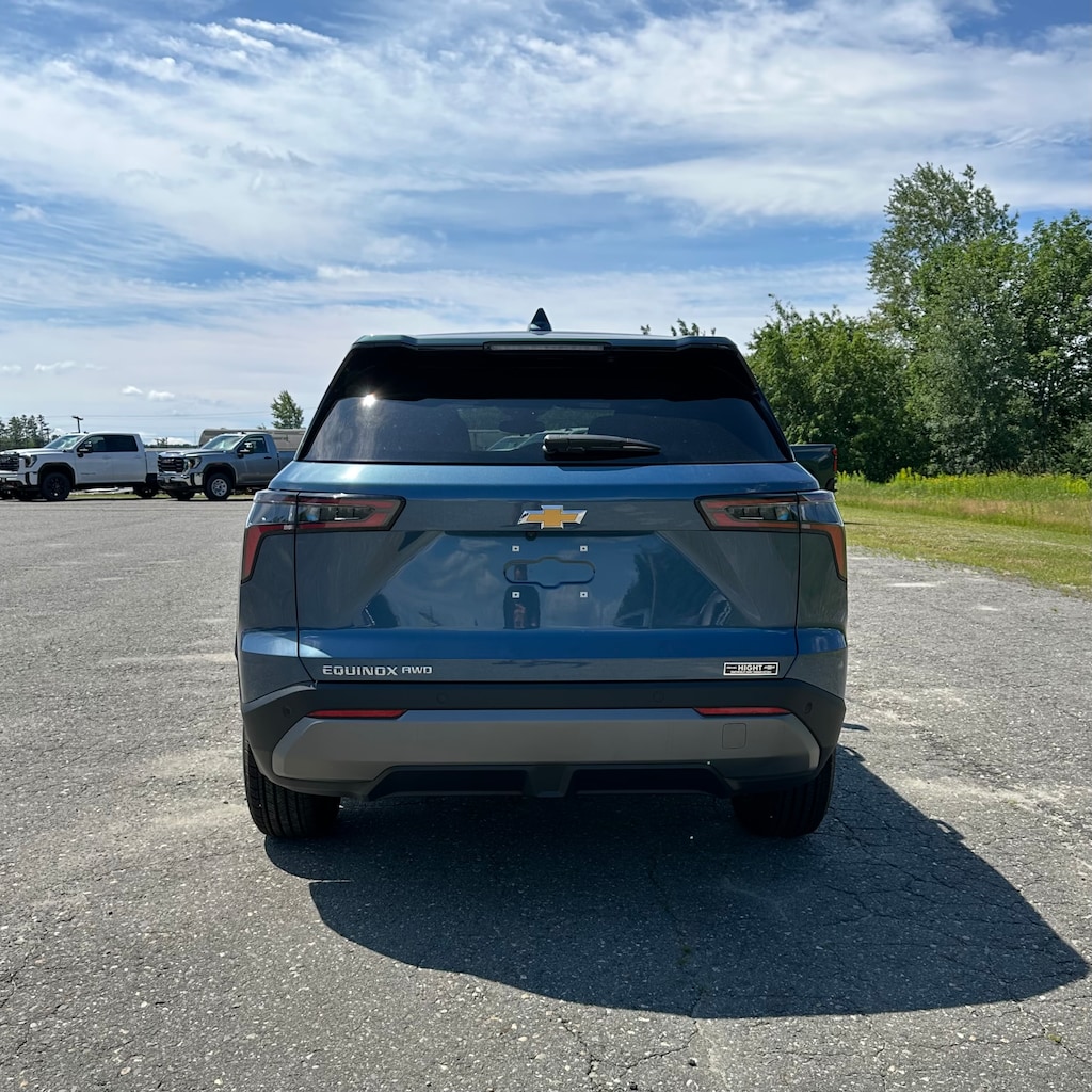 New 2027 Chevrolet Equinox LT SUV
