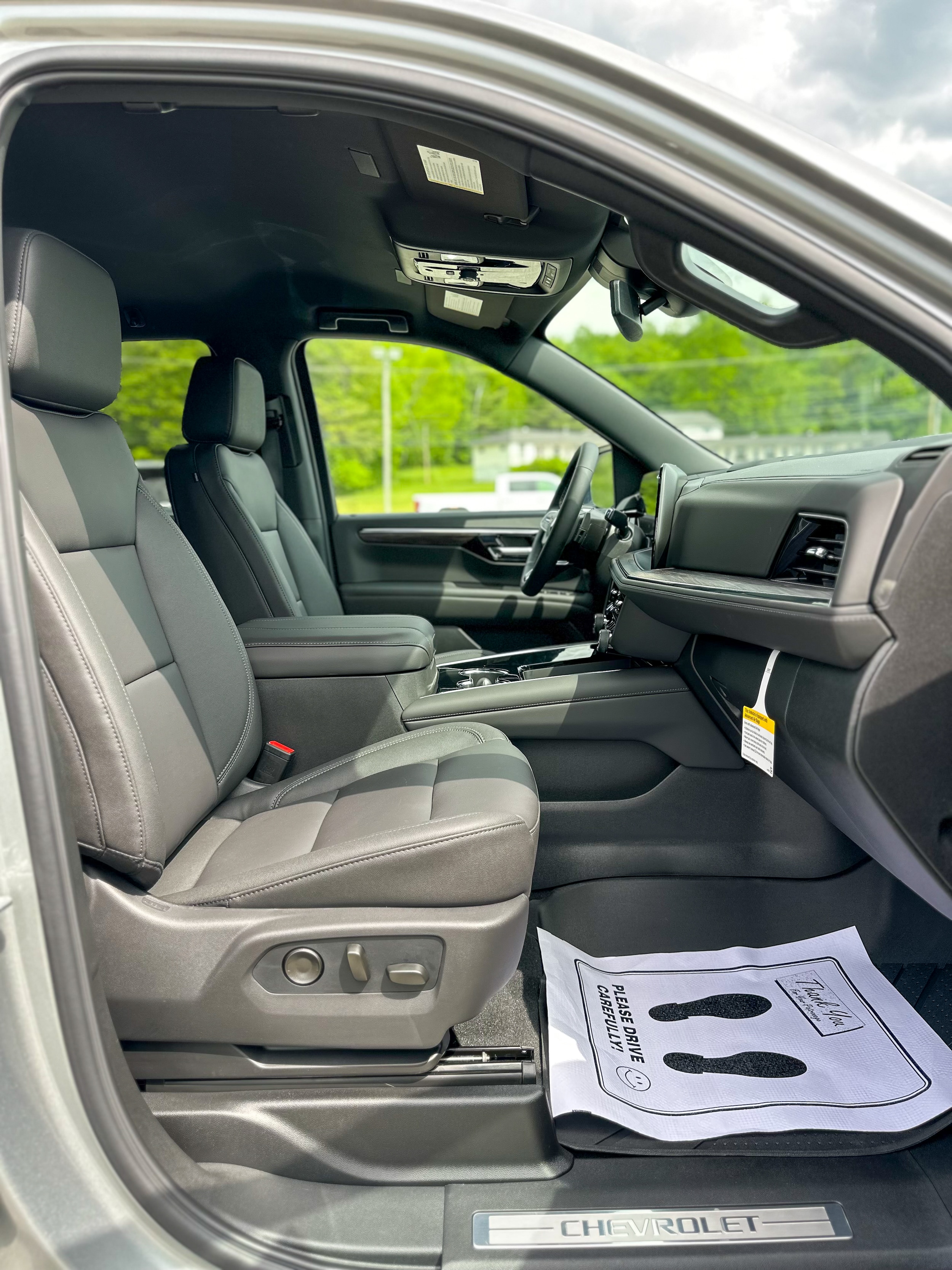 2026 Chevrolet Tahoe LT - Photo 29