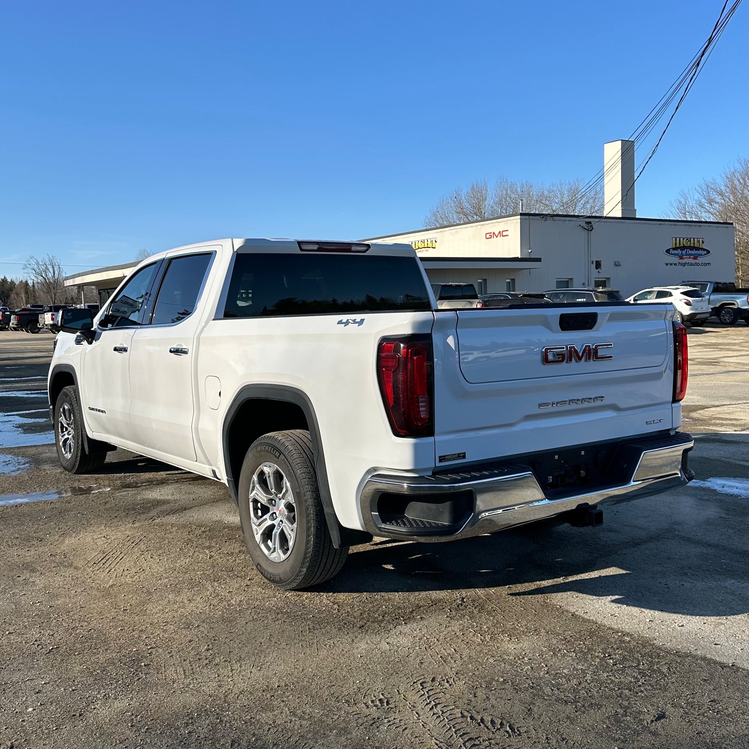 2024 GMC Sierra 1500 SLT - Photo 5