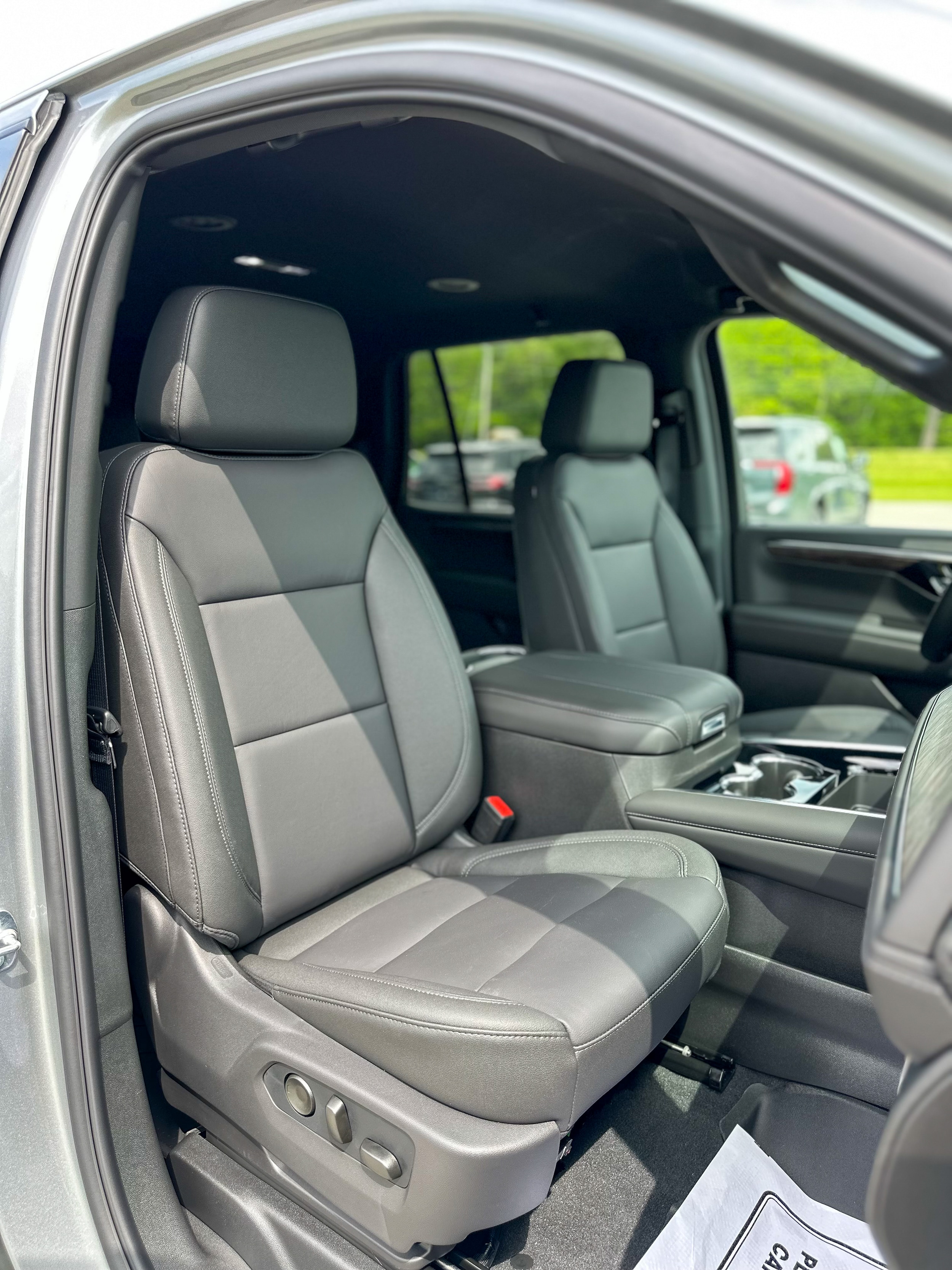 2026 Chevrolet Tahoe LT - Photo 30