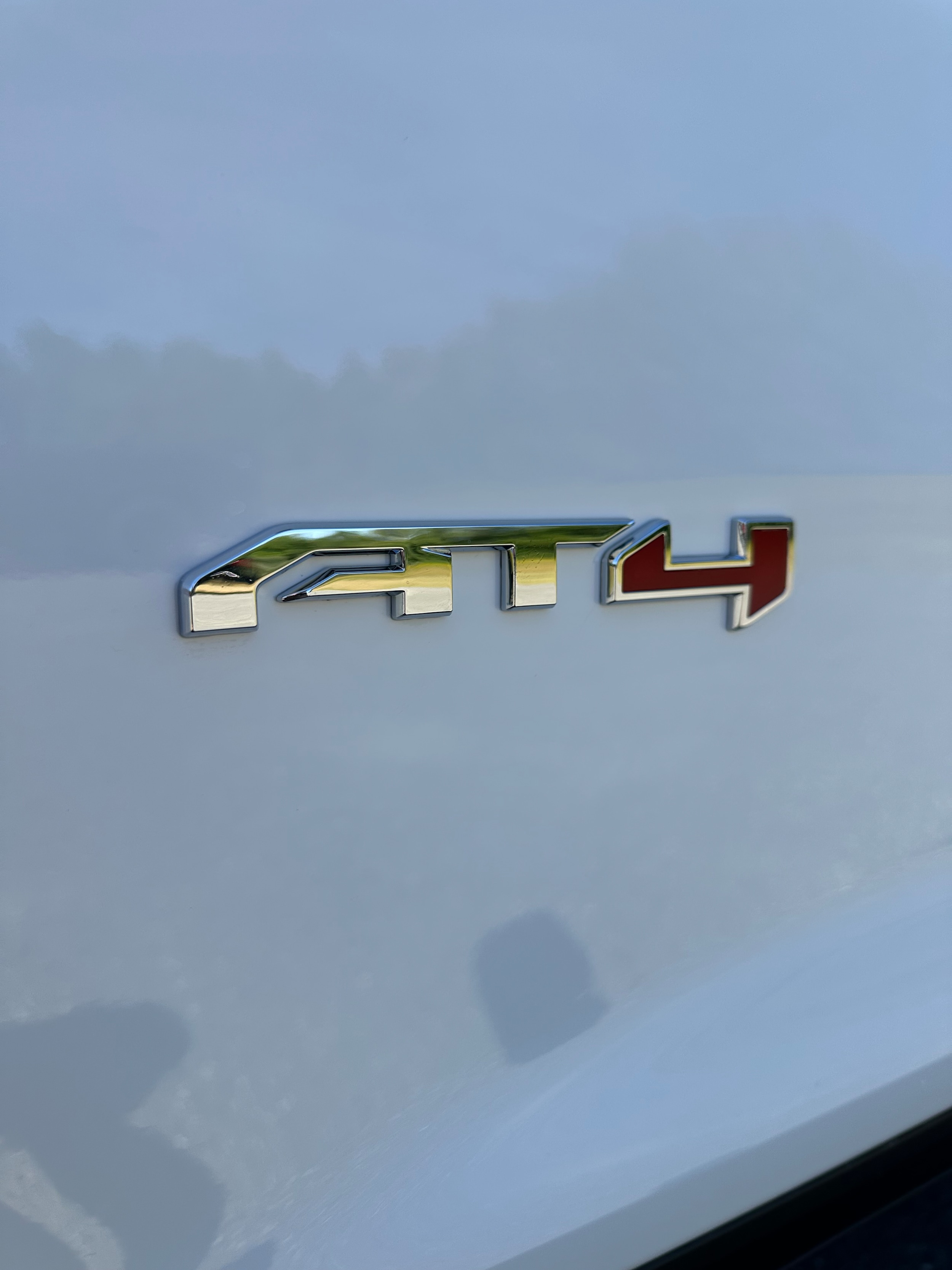 2026 GMC Acadia AT4 - Photo 33