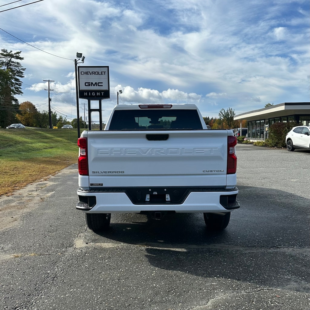 New 2026 Chevrolet Silverado 1500 Custom Truck