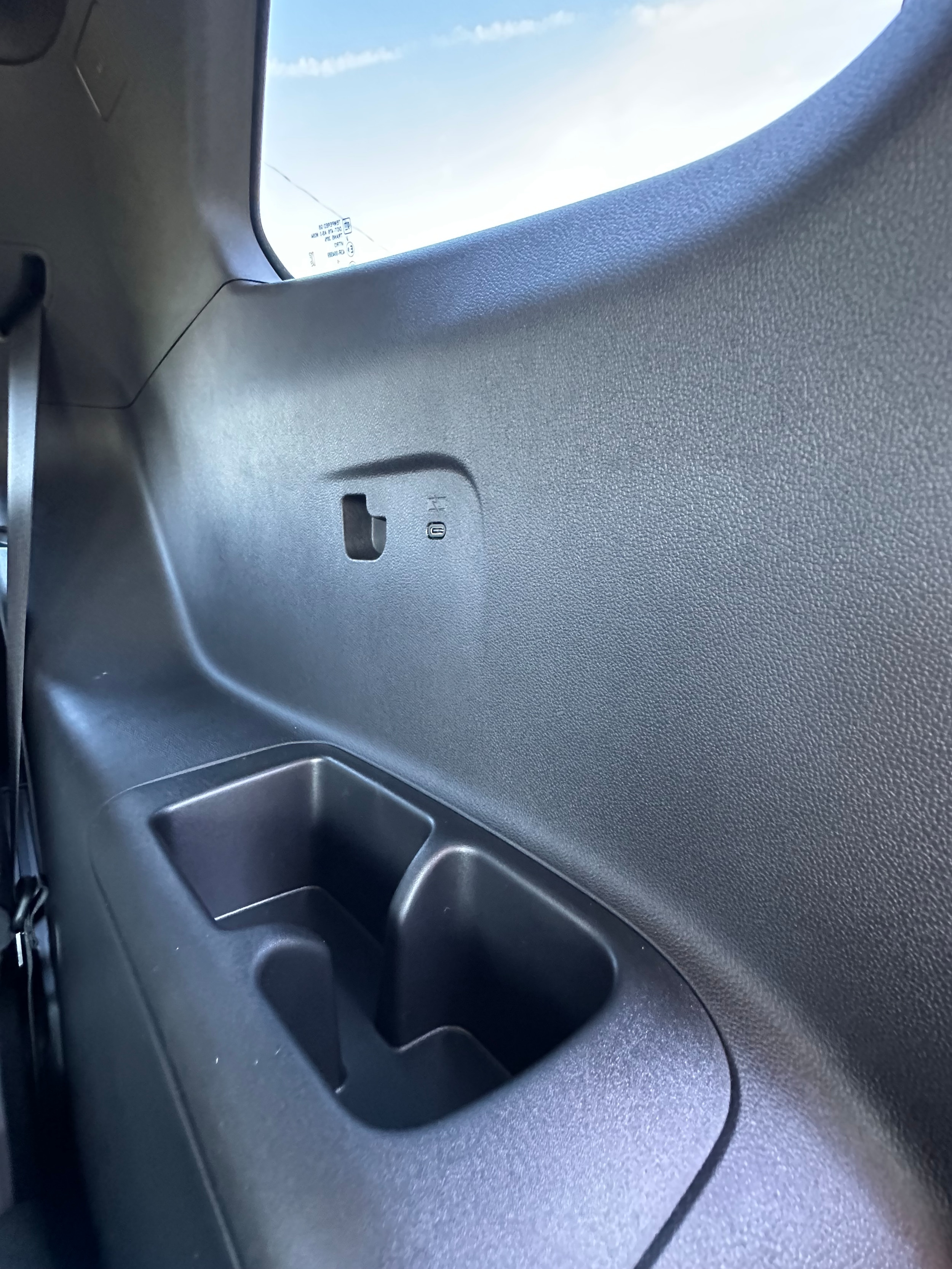 2026 GMC Acadia AT4 - Photo 26