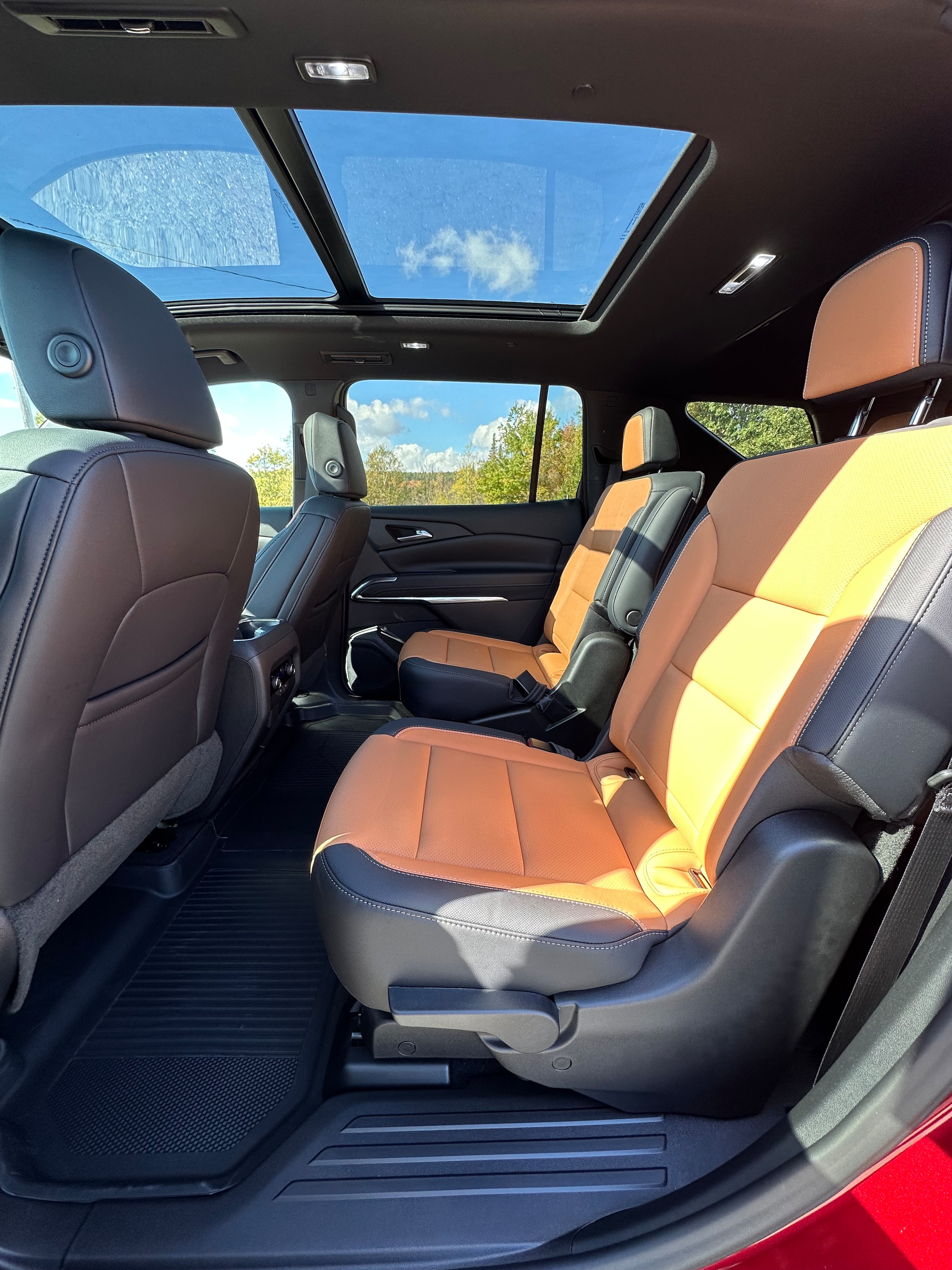 2027 Chevrolet Traverse Z71 - Photo 21