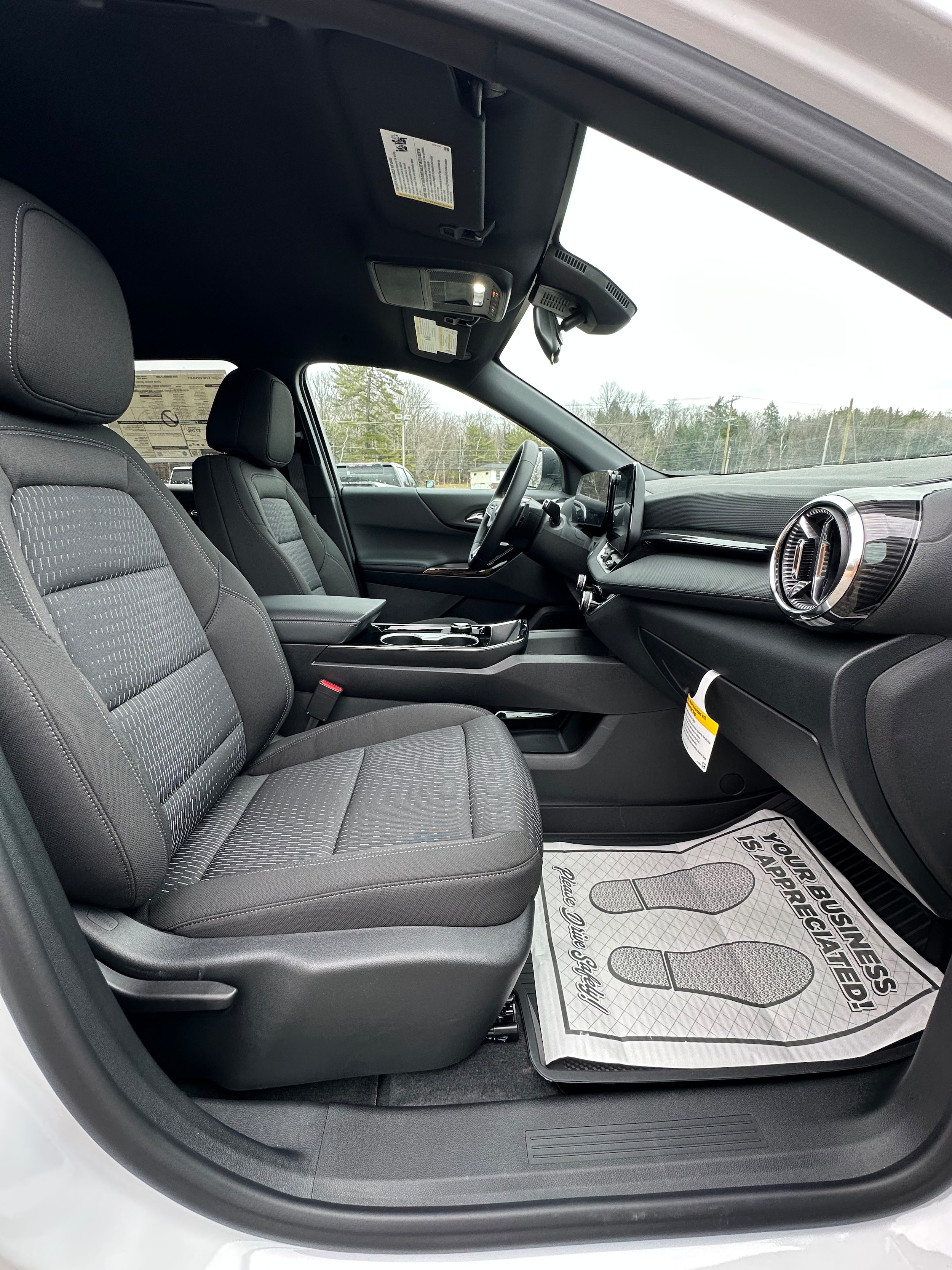 2026 Chevrolet Equinox LT - Photo 22
