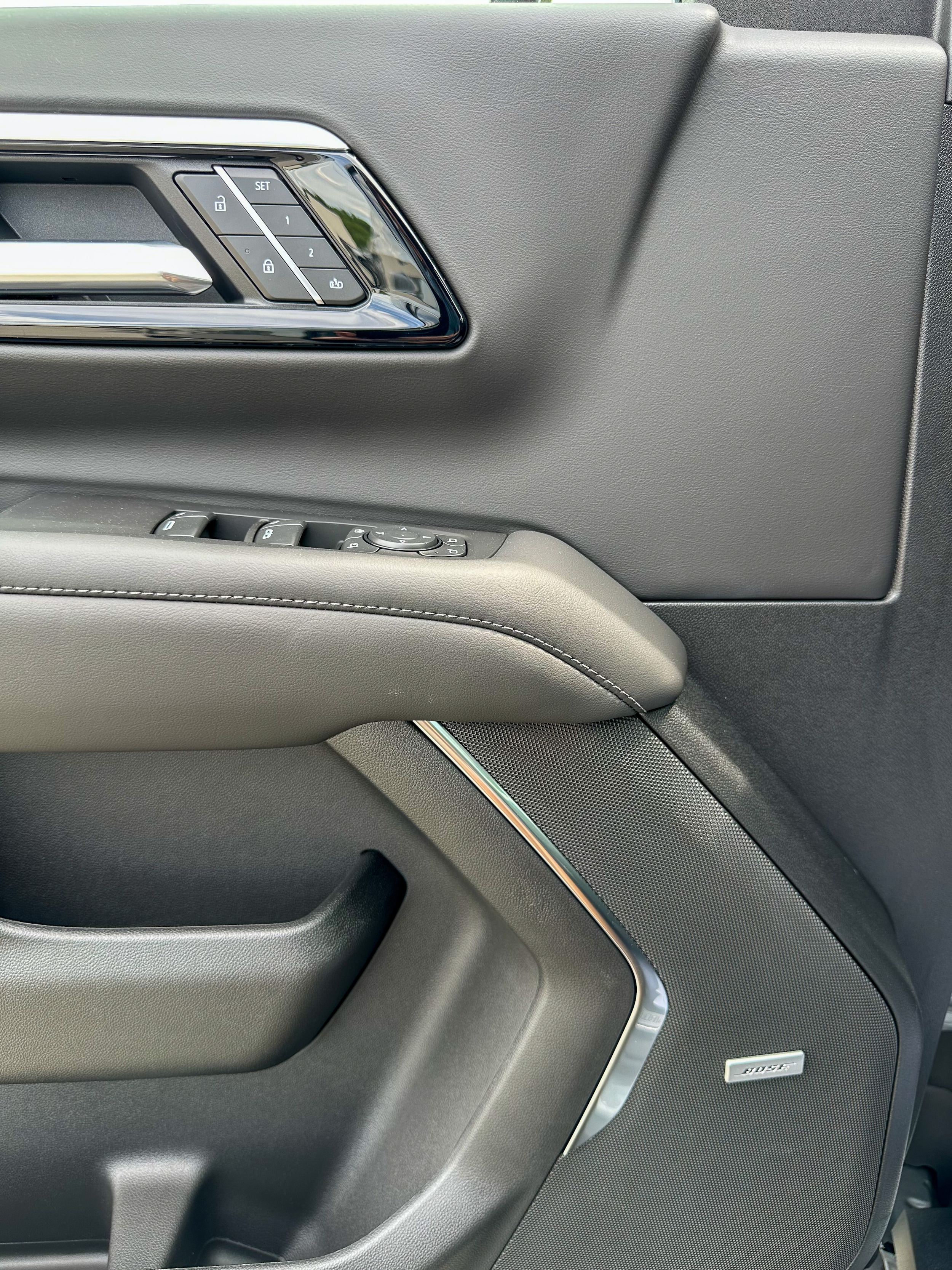 2026 Chevrolet Tahoe LT - Photo 21