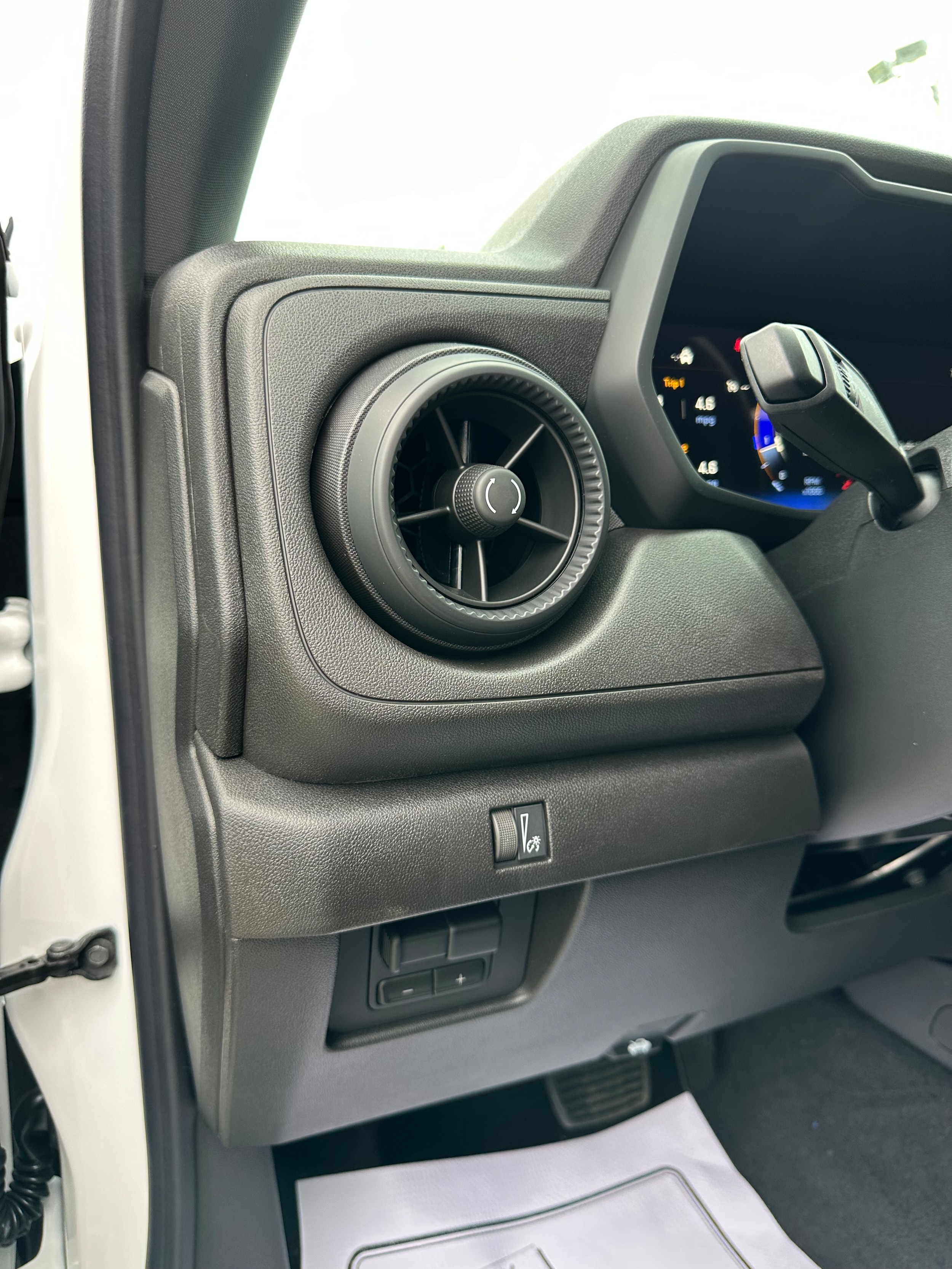 2026 Chevrolet Colorado Work Truck - Photo 13