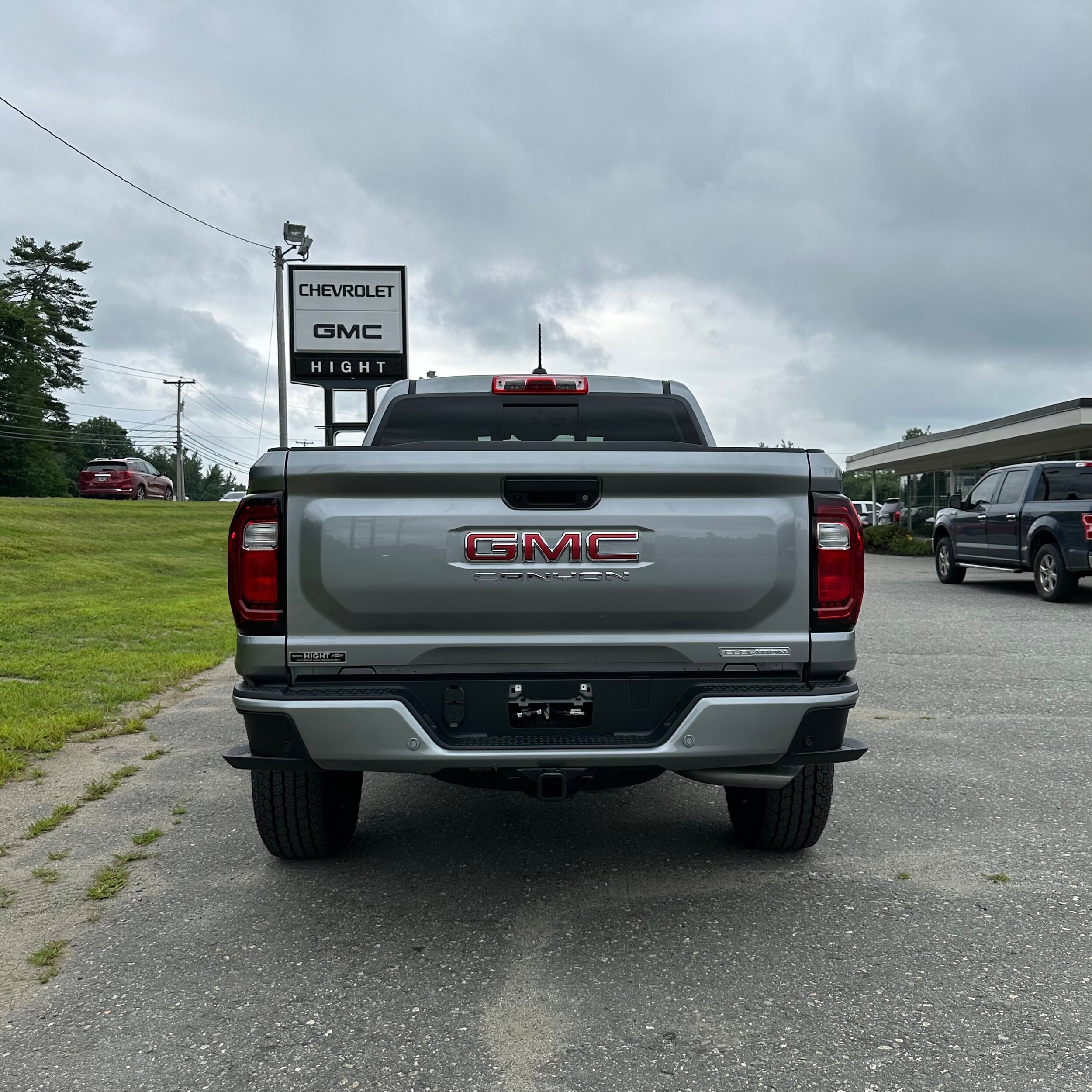 2024 Gmc Canyon Elevation photo 3