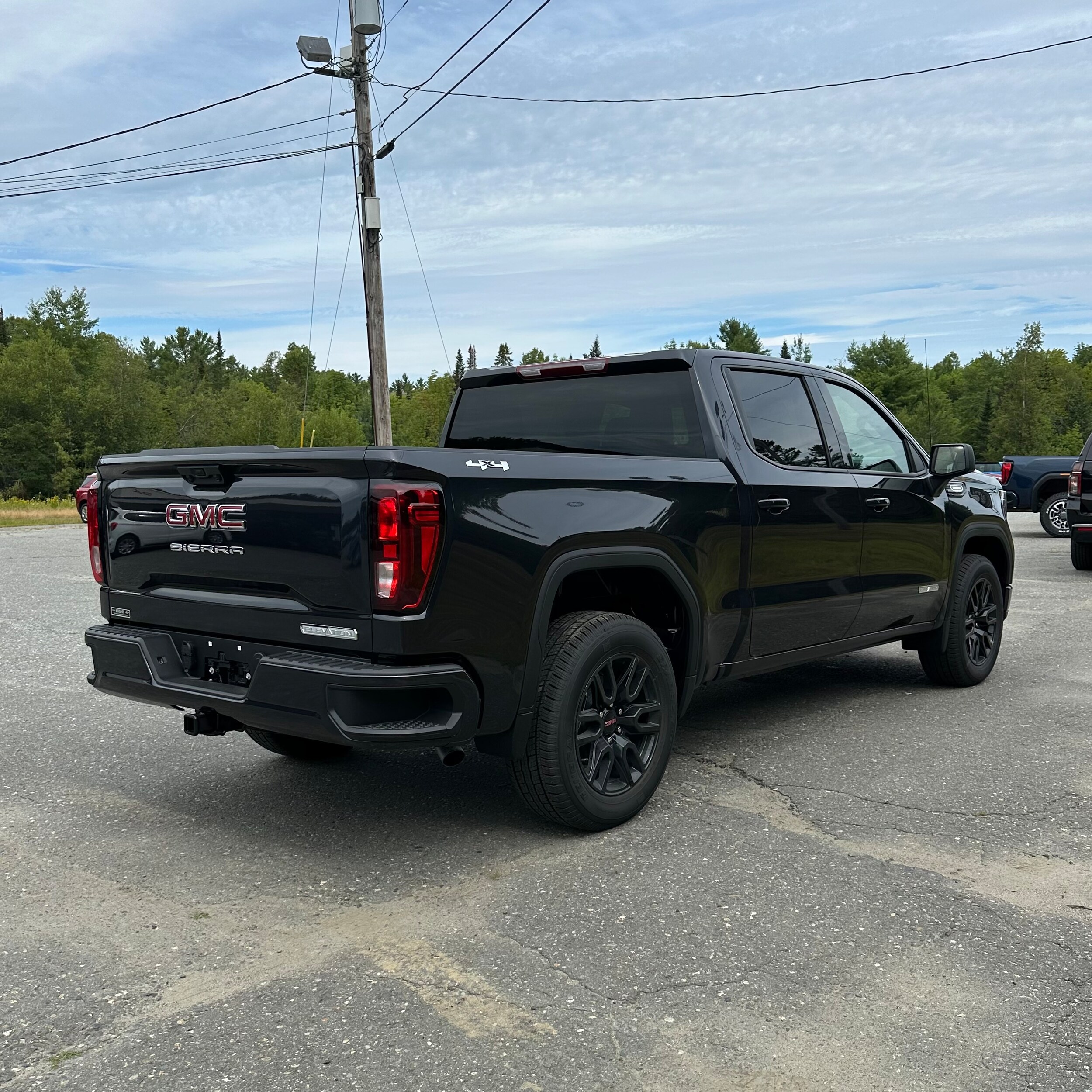 2026 Gmc Sierra 1500 Elevation photo 2