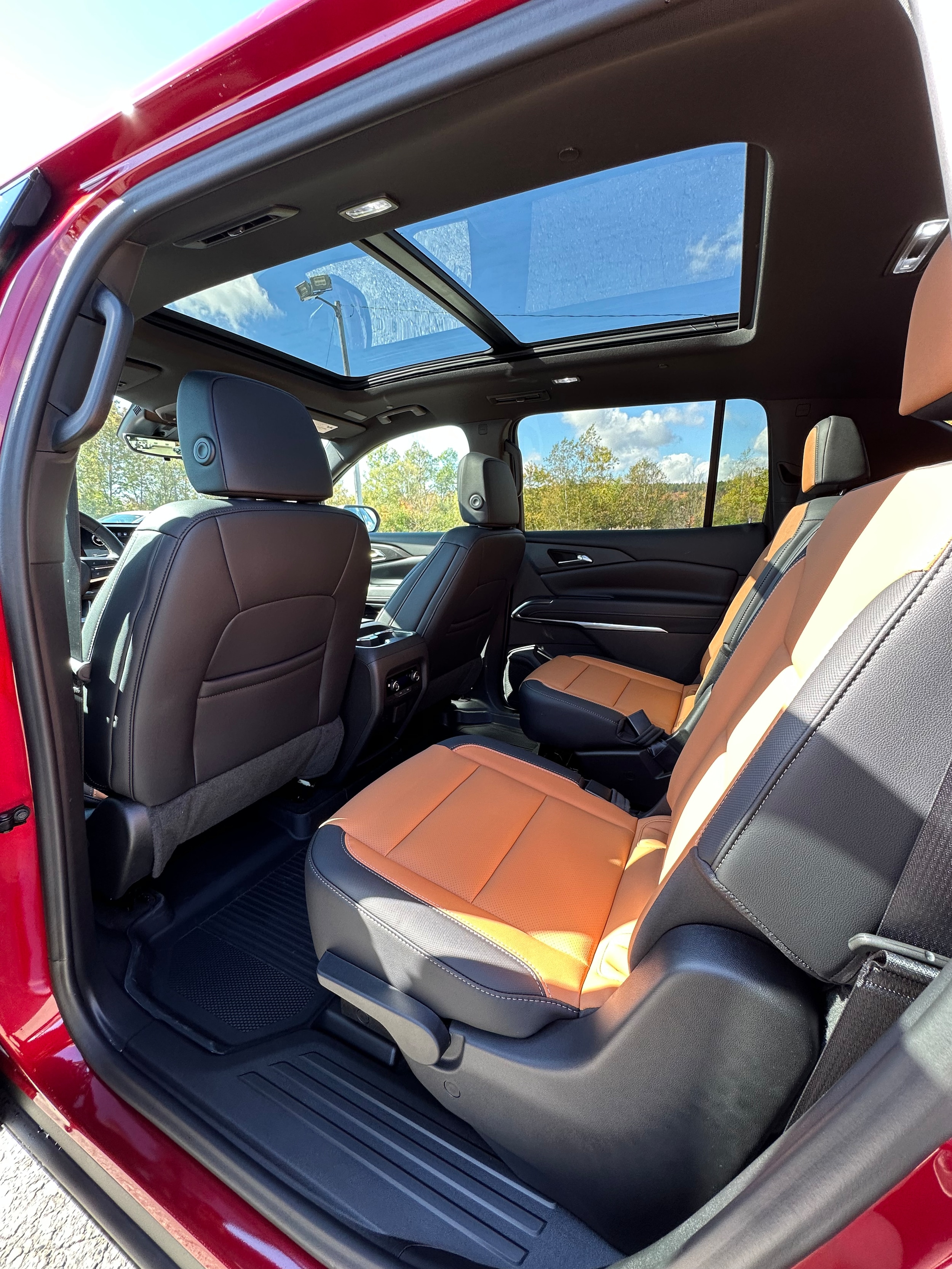 2027 Chevrolet Traverse Z71 - Photo 22