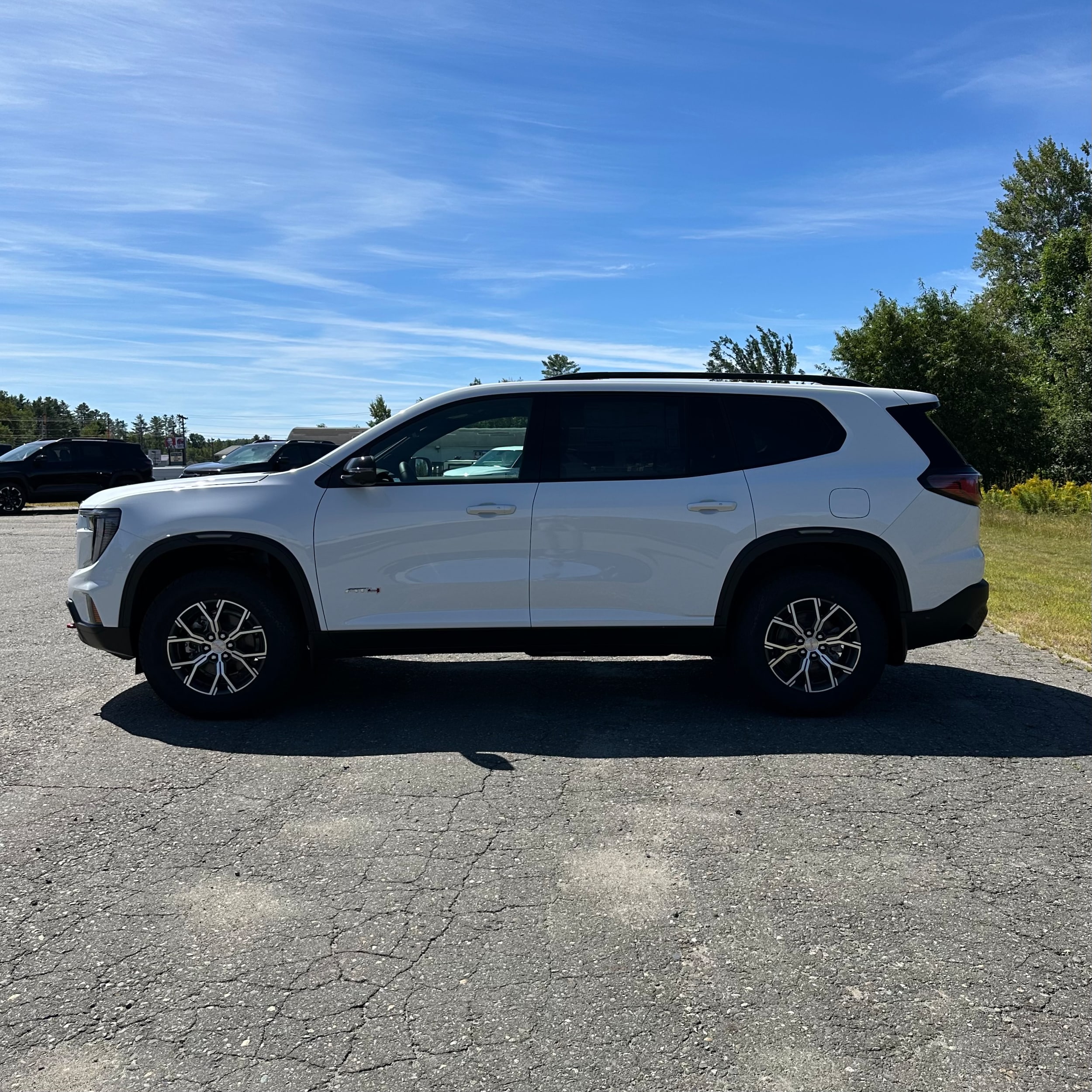 2026 GMC Acadia AT4 - Photo 6
