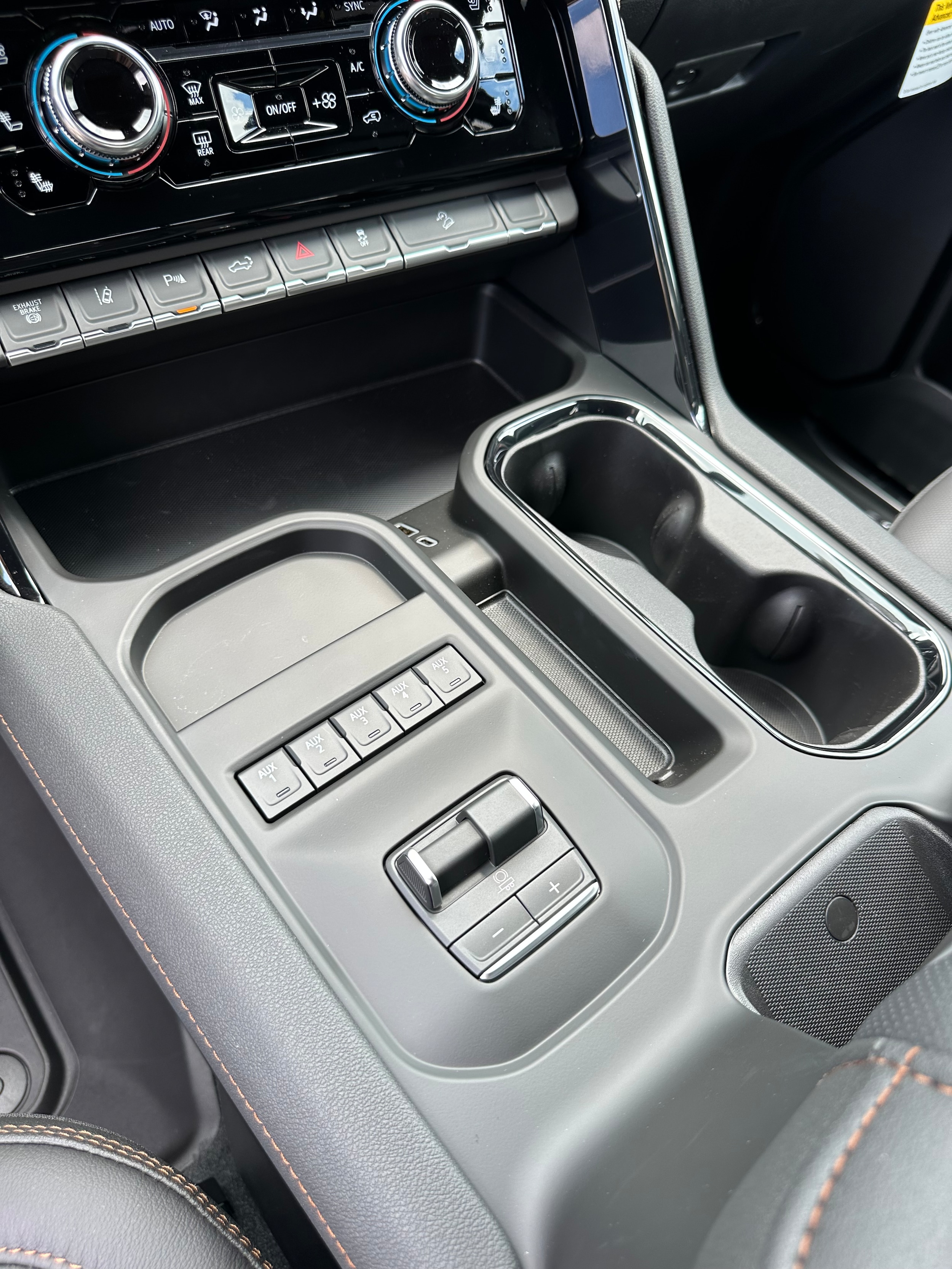 2026 GMC Sierra 2500HD AT4 - Photo 22