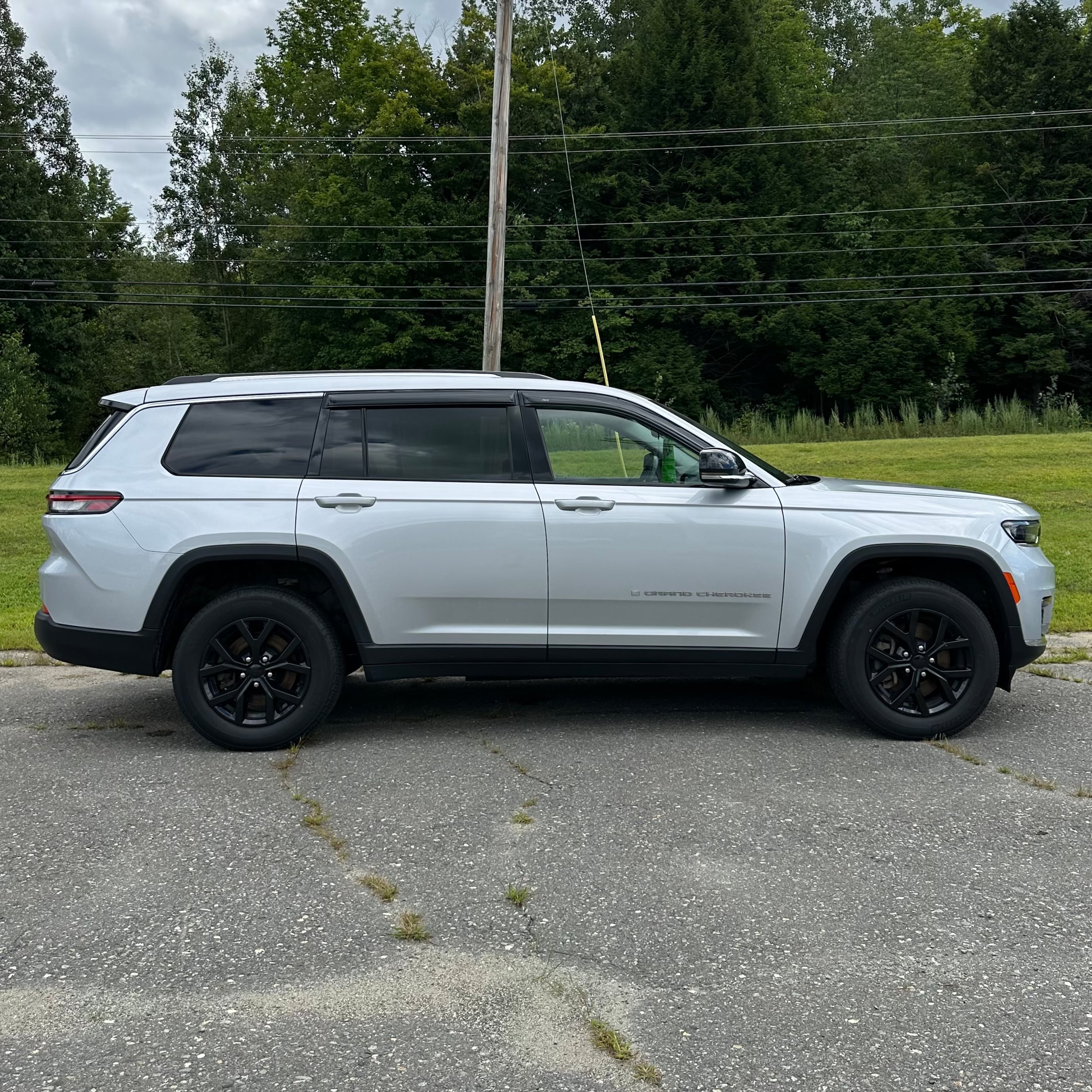 Used 2022 Jeep Grand Cherokee L Limited with VIN 1C4RJKBG8N8628035 for sale in Farmington, ME