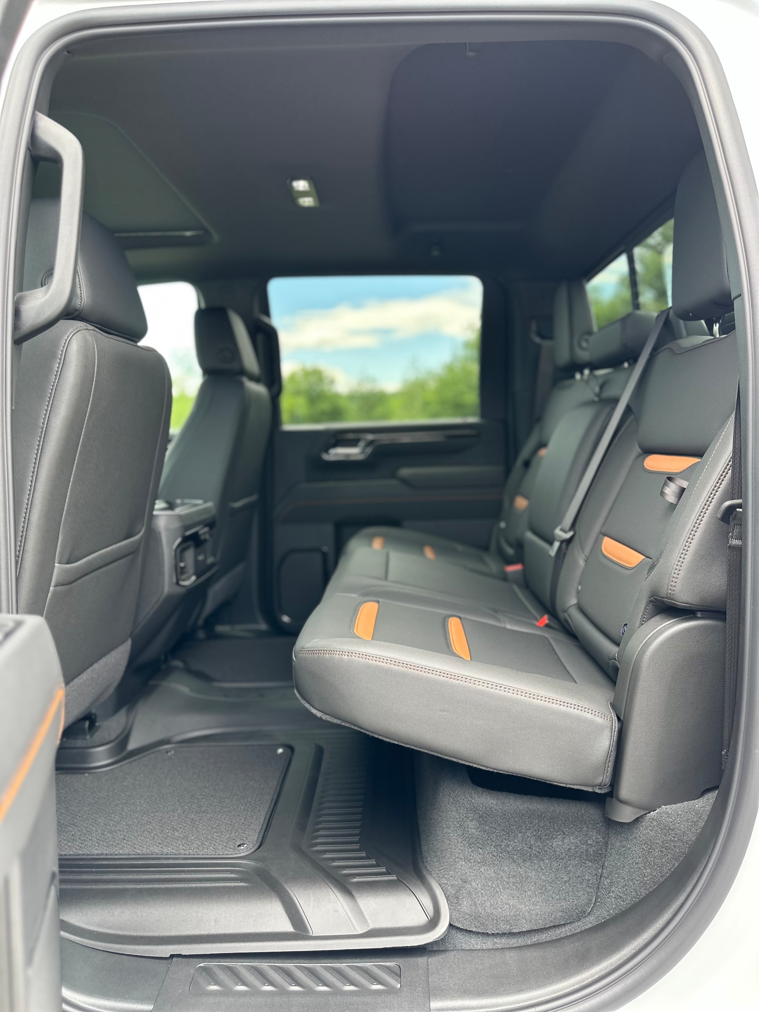2026 GMC Sierra 2500HD AT4 - Photo 14