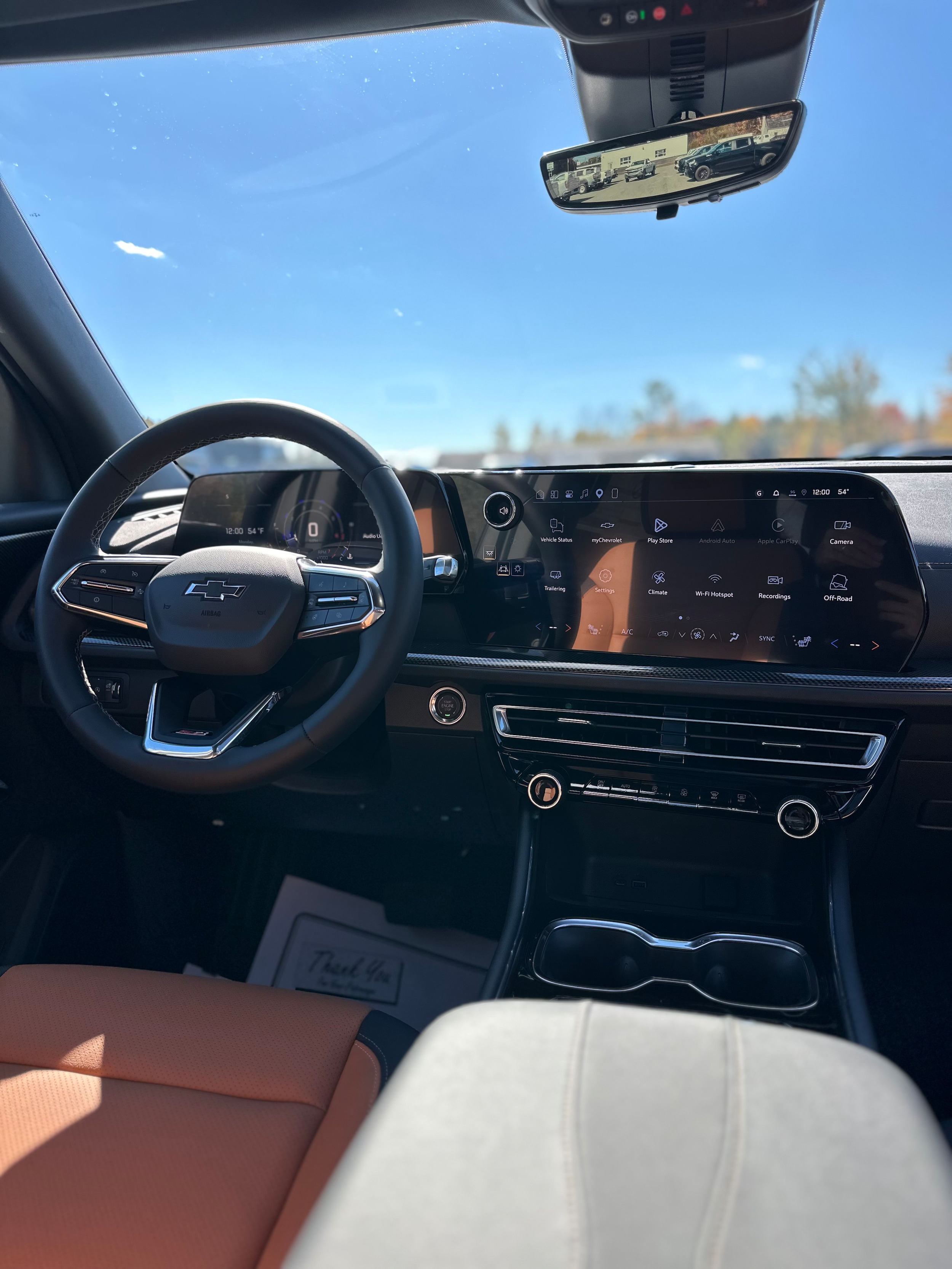 2027 Chevrolet Traverse Z71 - Photo 10