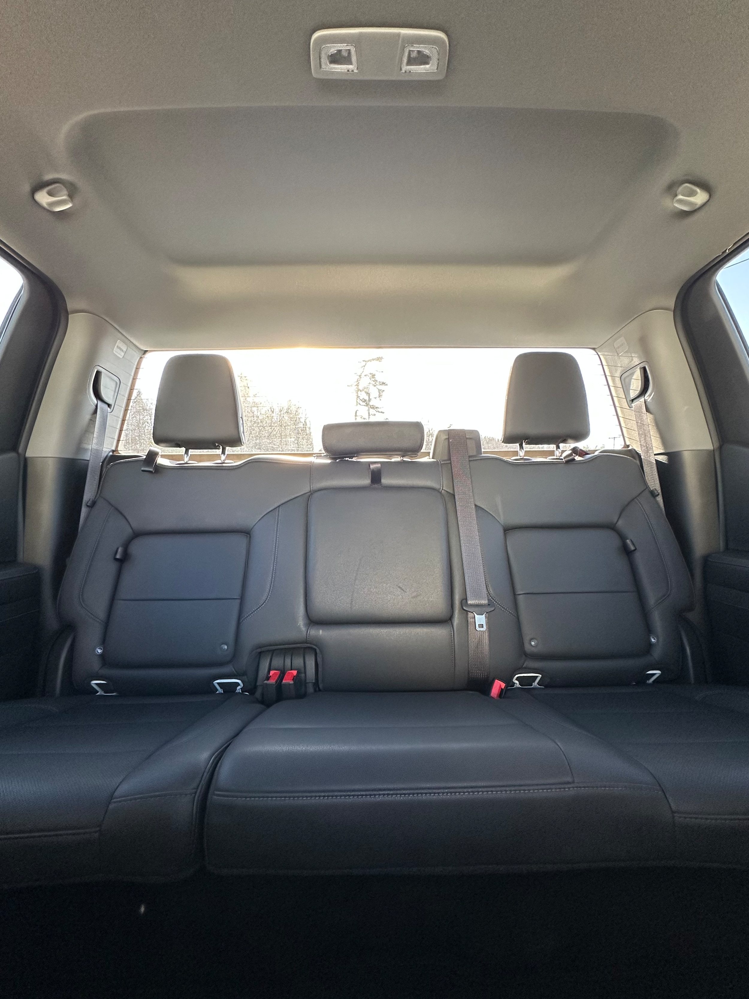 2024 GMC Sierra 1500 SLT - Photo 27