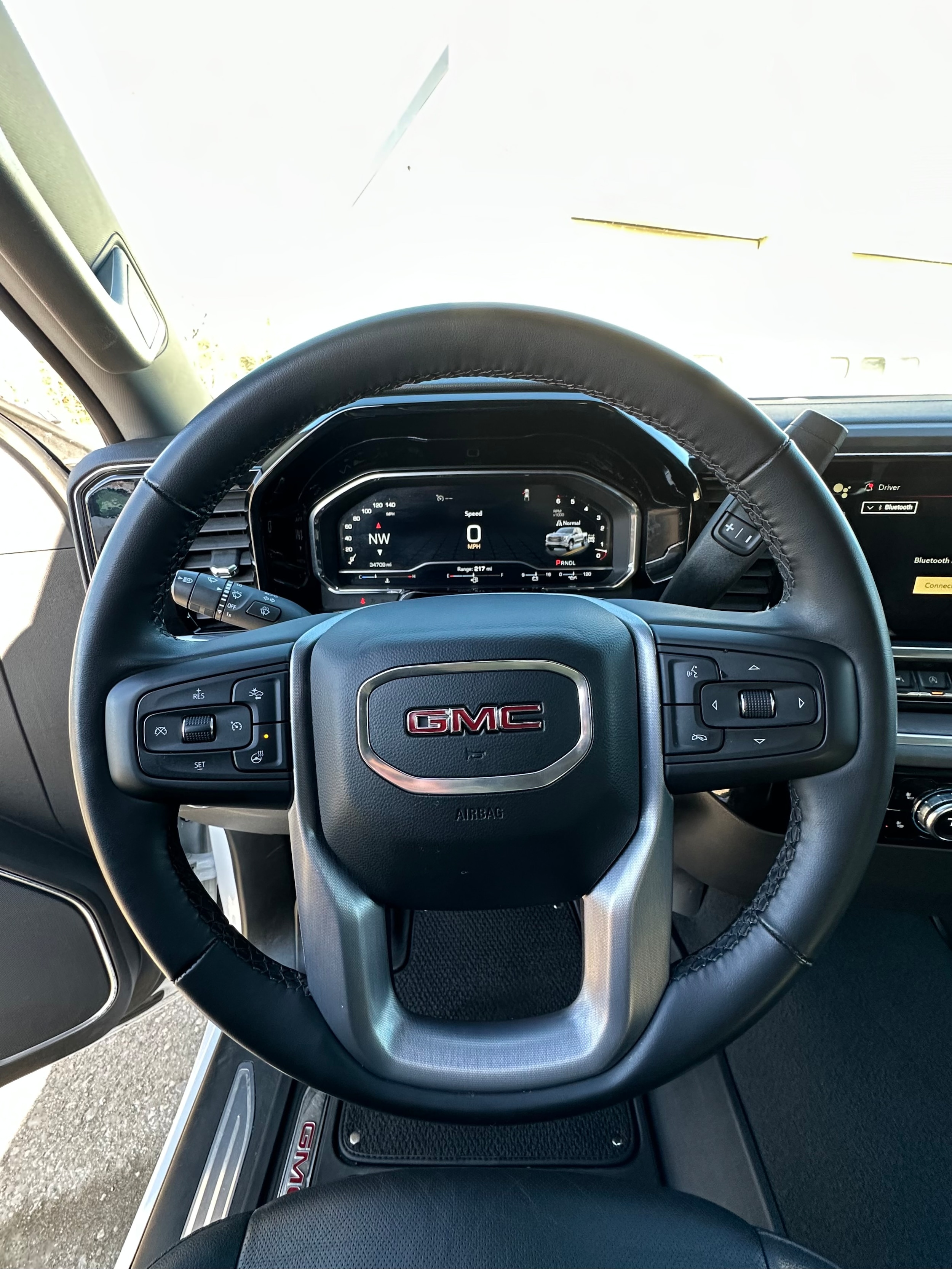 2024 GMC Sierra 1500 SLT - Photo 12