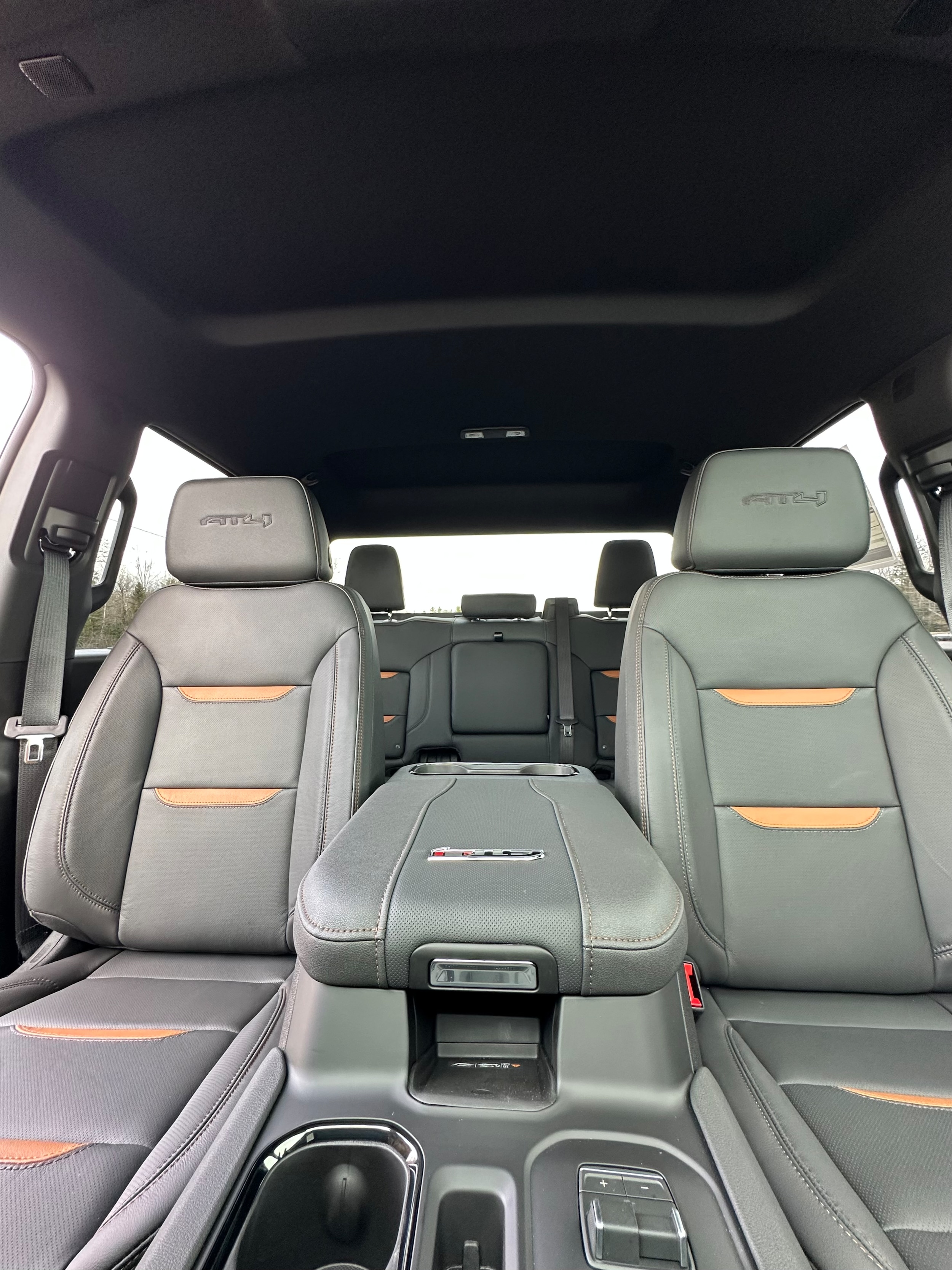 2026 GMC Sierra 2500HD AT4 - Photo 11