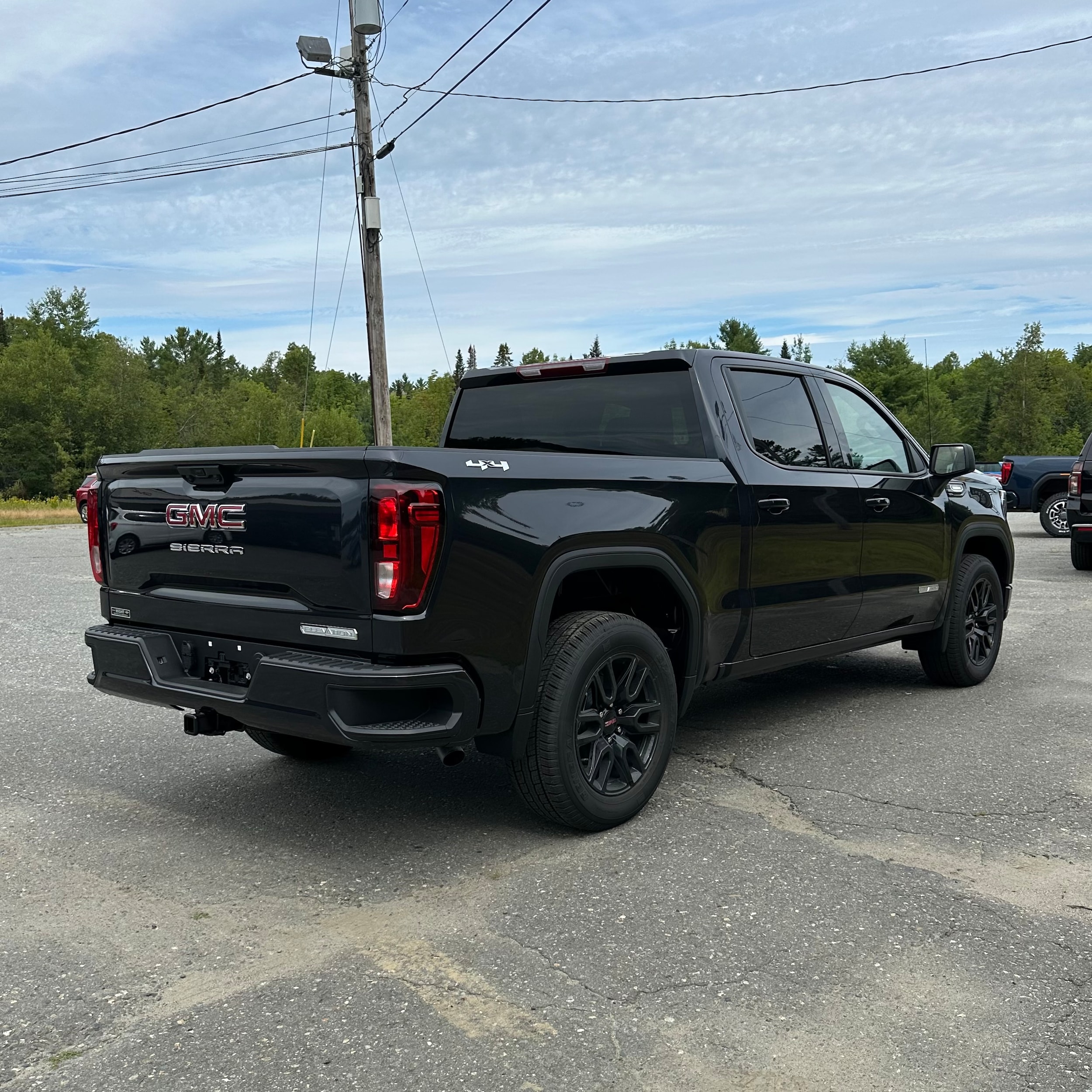 2026 GMC Sierra 1500 Elevation - Photo 4
