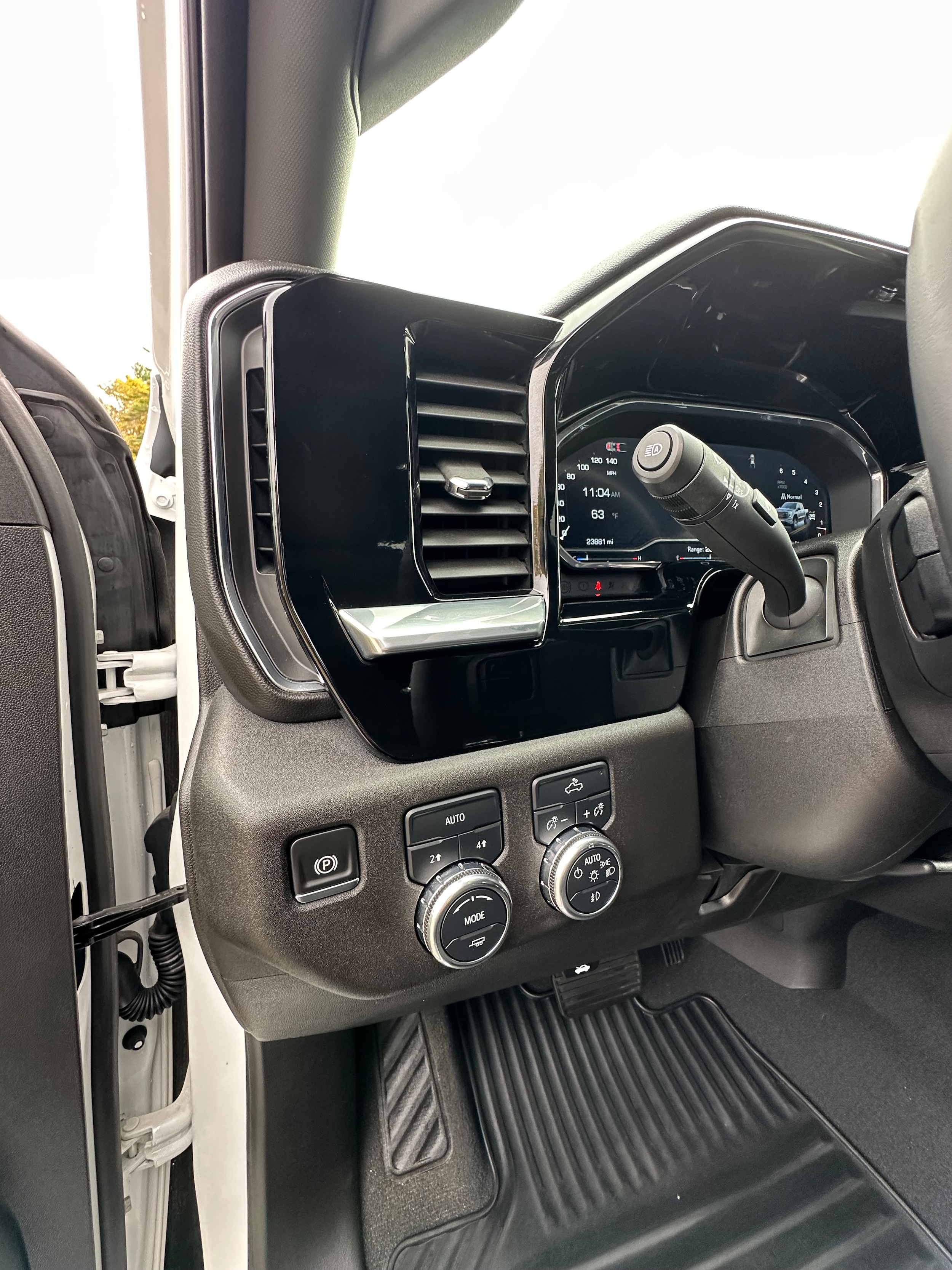 2024 GMC Sierra 1500 Elevation - Photo 11